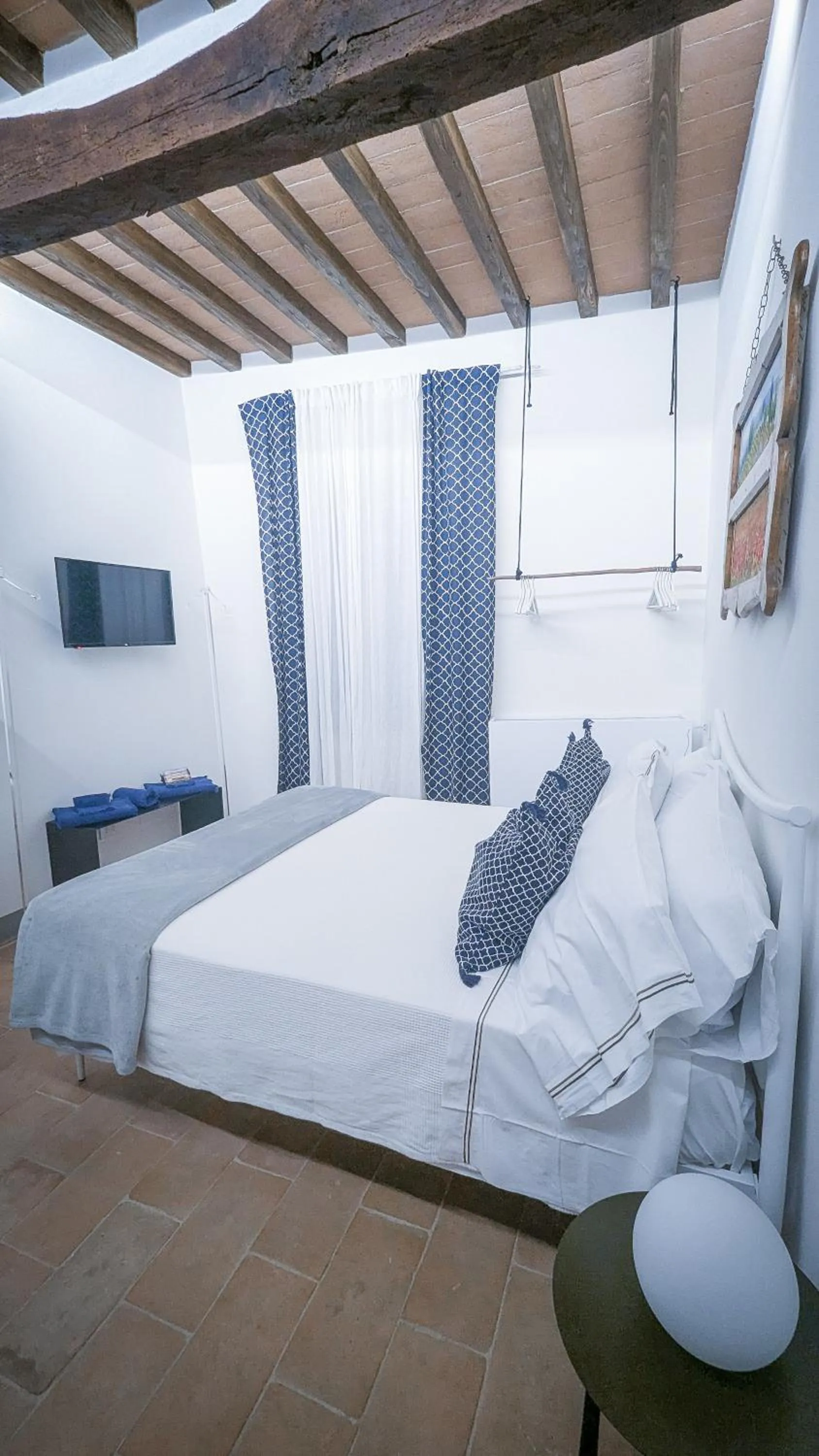 Bed in MontepulcianoLettings