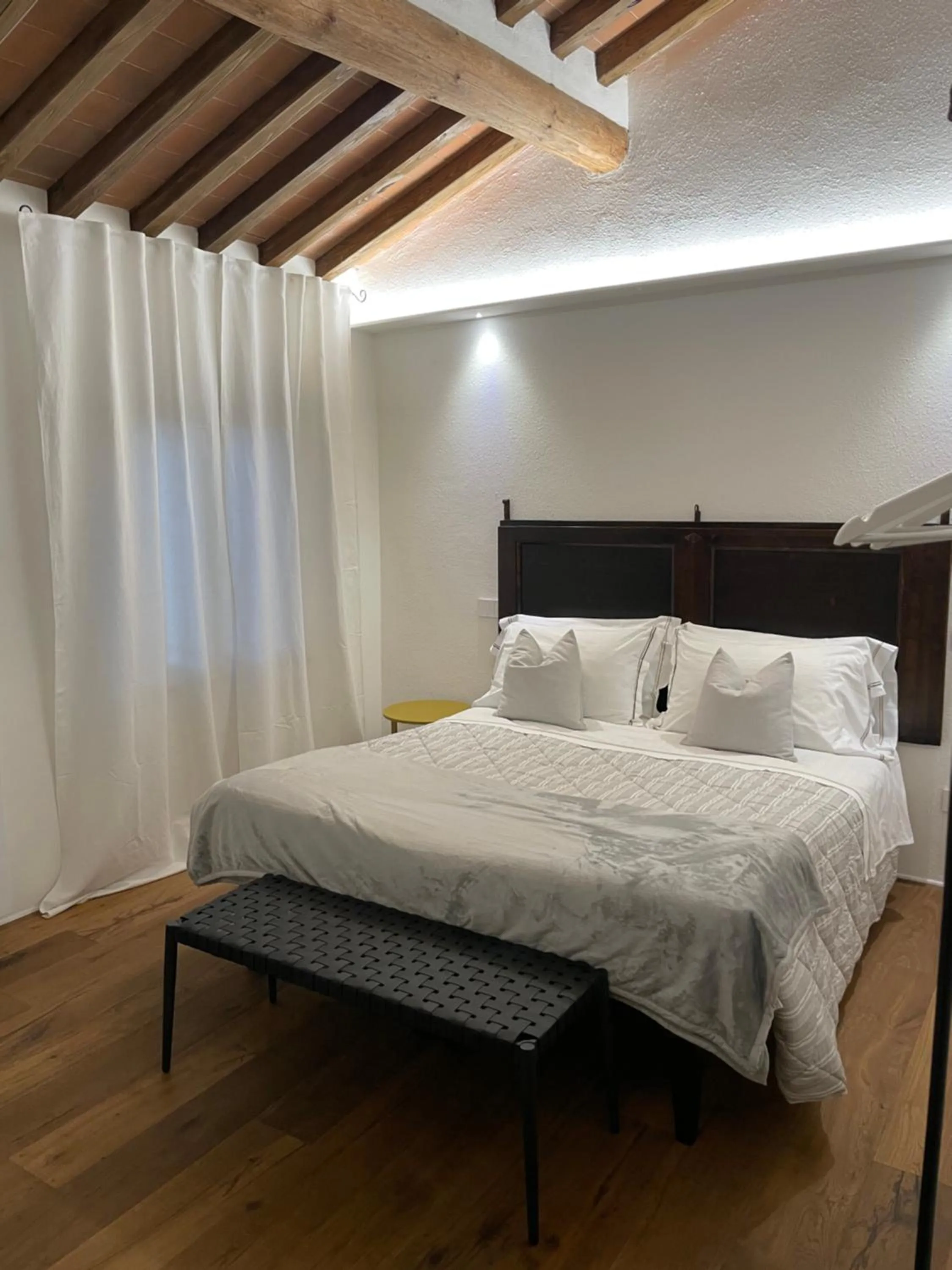 Bed in MontepulcianoLettings