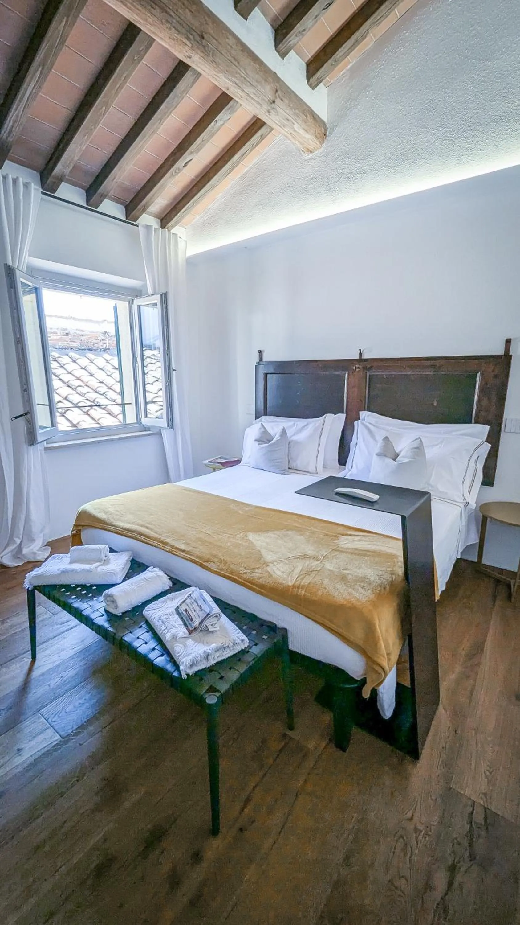Bed in MontepulcianoLettings