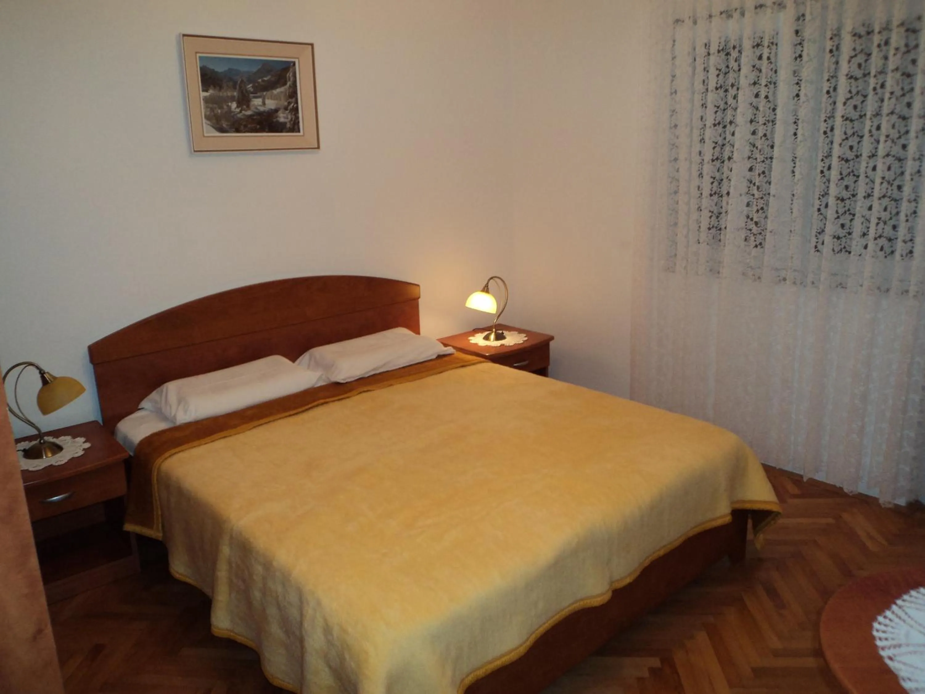 Bed in Apartments Racetin