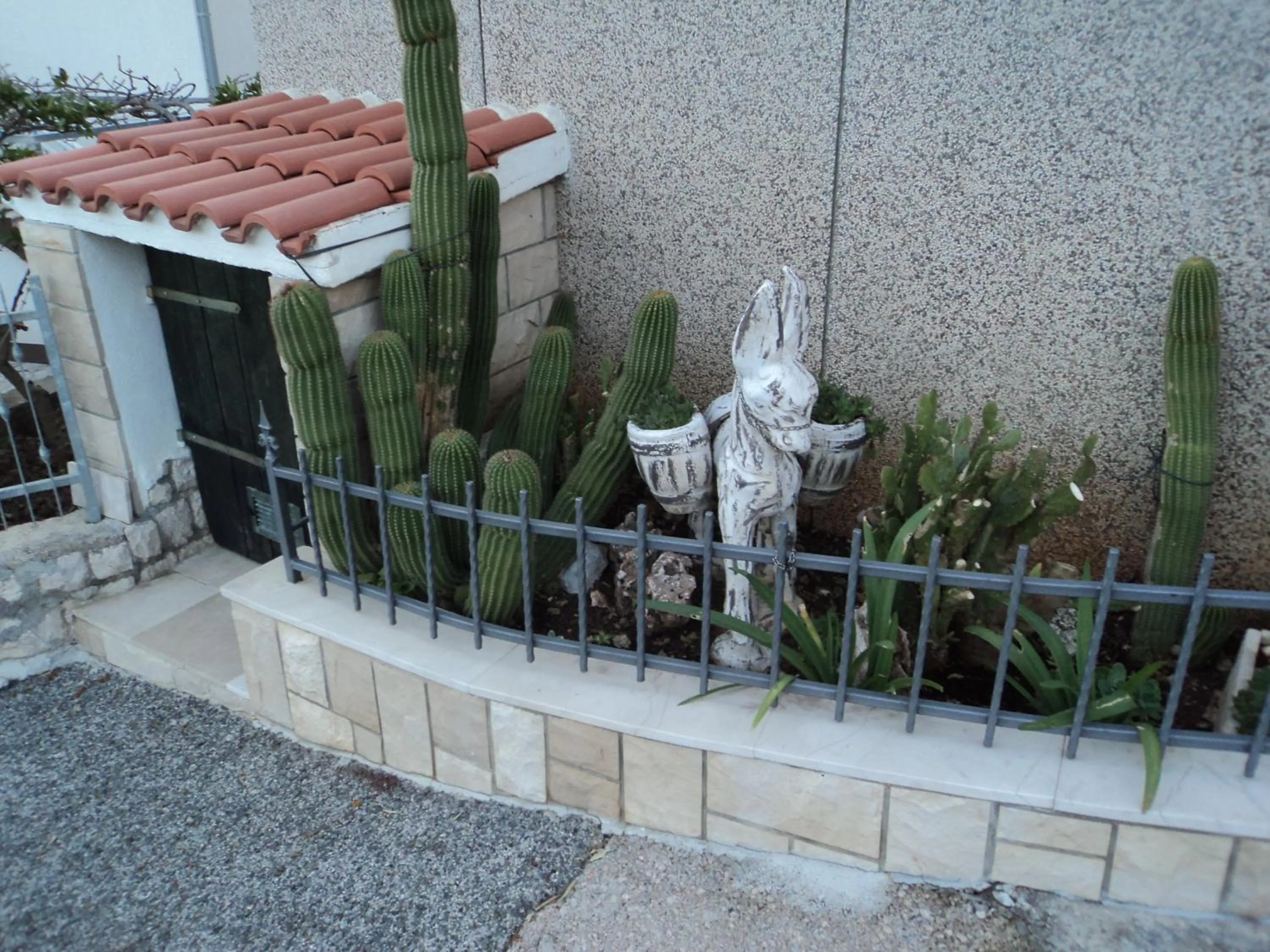 Facade/entrance in Apartments Racetin