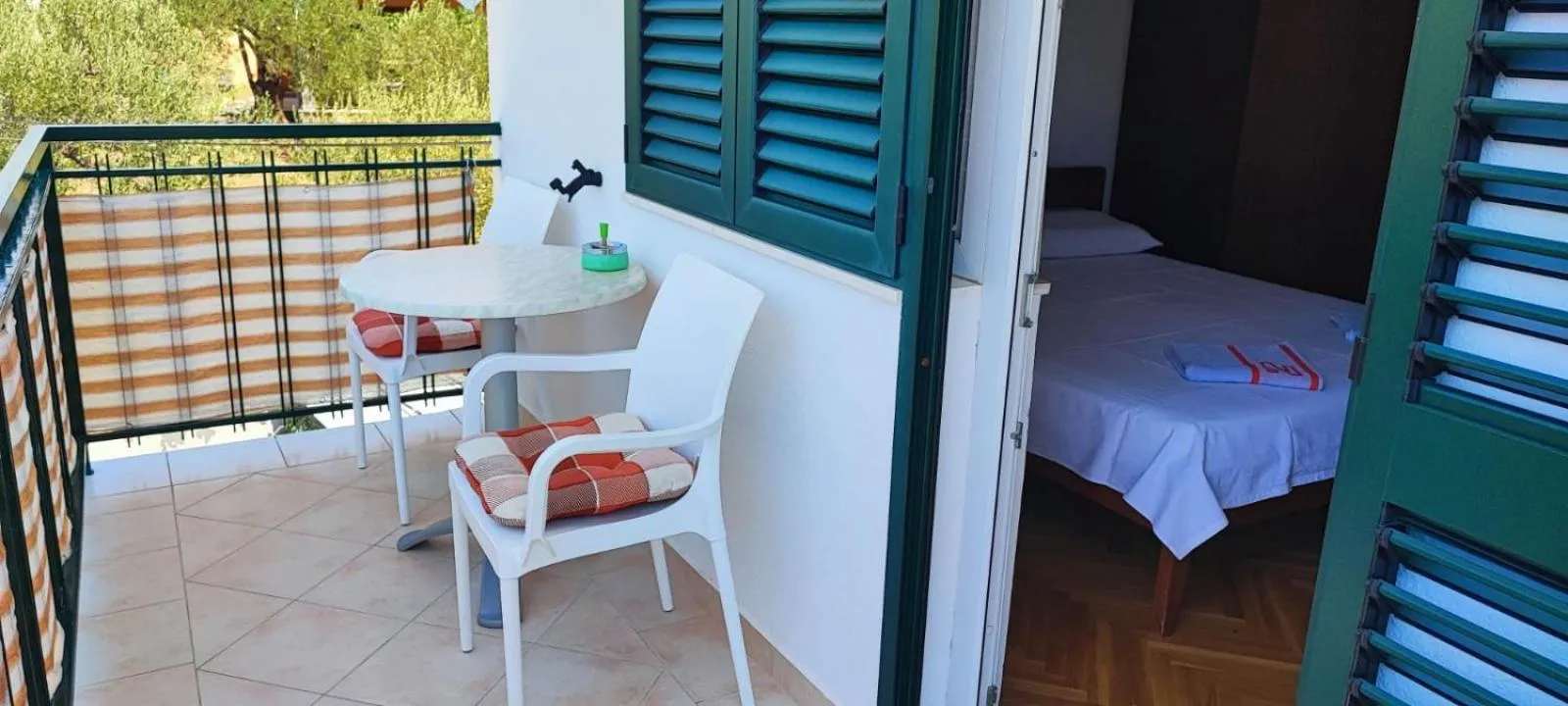 Bed in Apartments Racetin