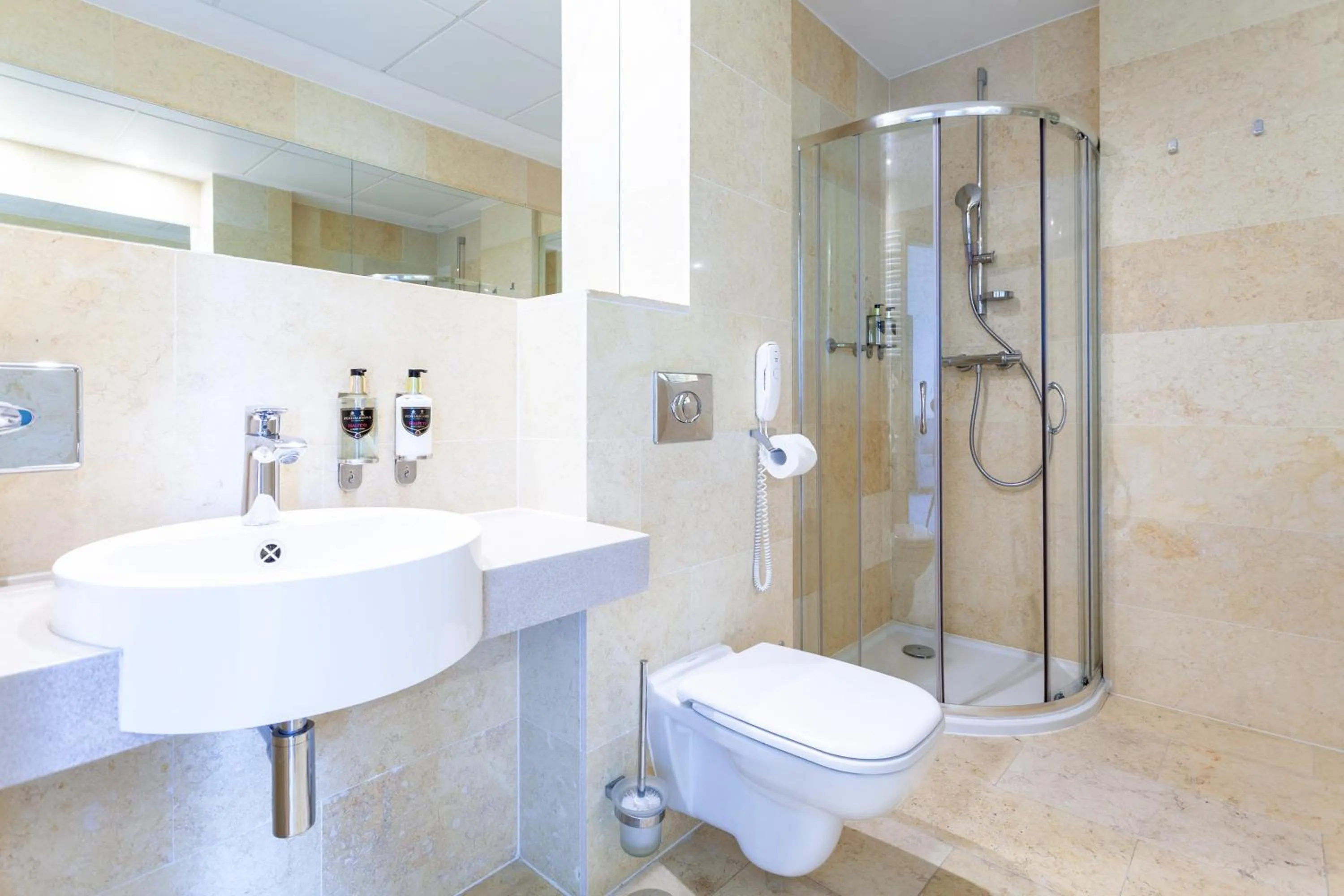 Shower in Diune Hotel by Zdrojowa