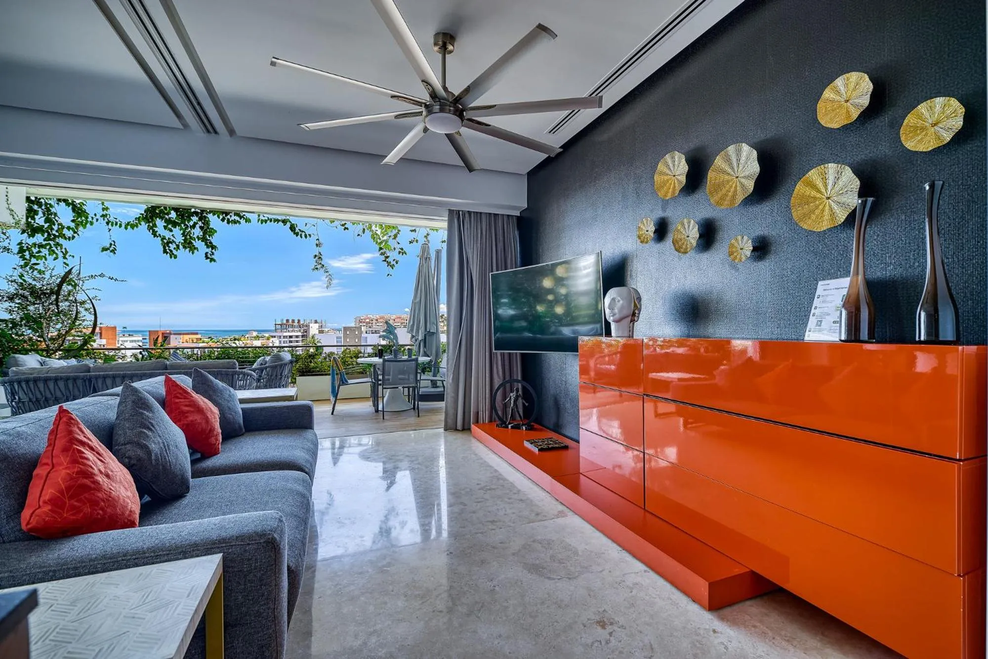 Living room in Maxwell Collection Romantic Zone