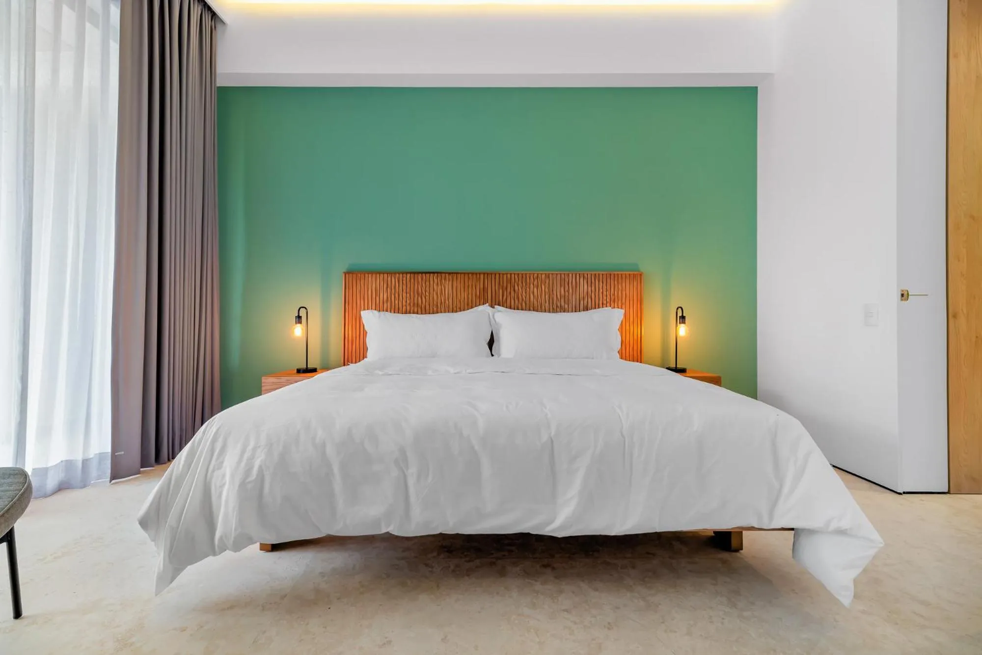 Photo of the whole room, Bed in Maxwell Collection Romantic Zone