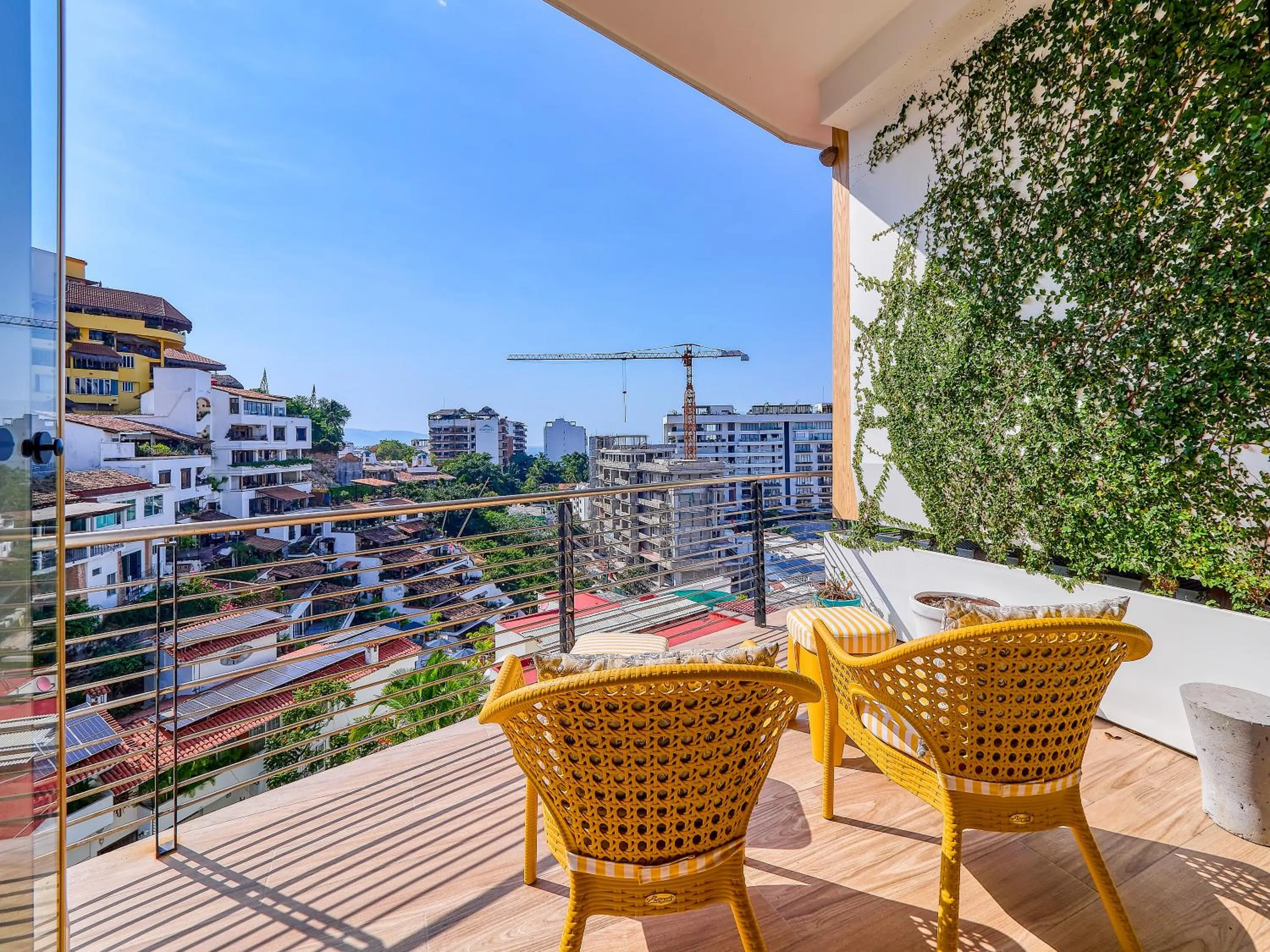 Maxwell Collection Romantic Zone