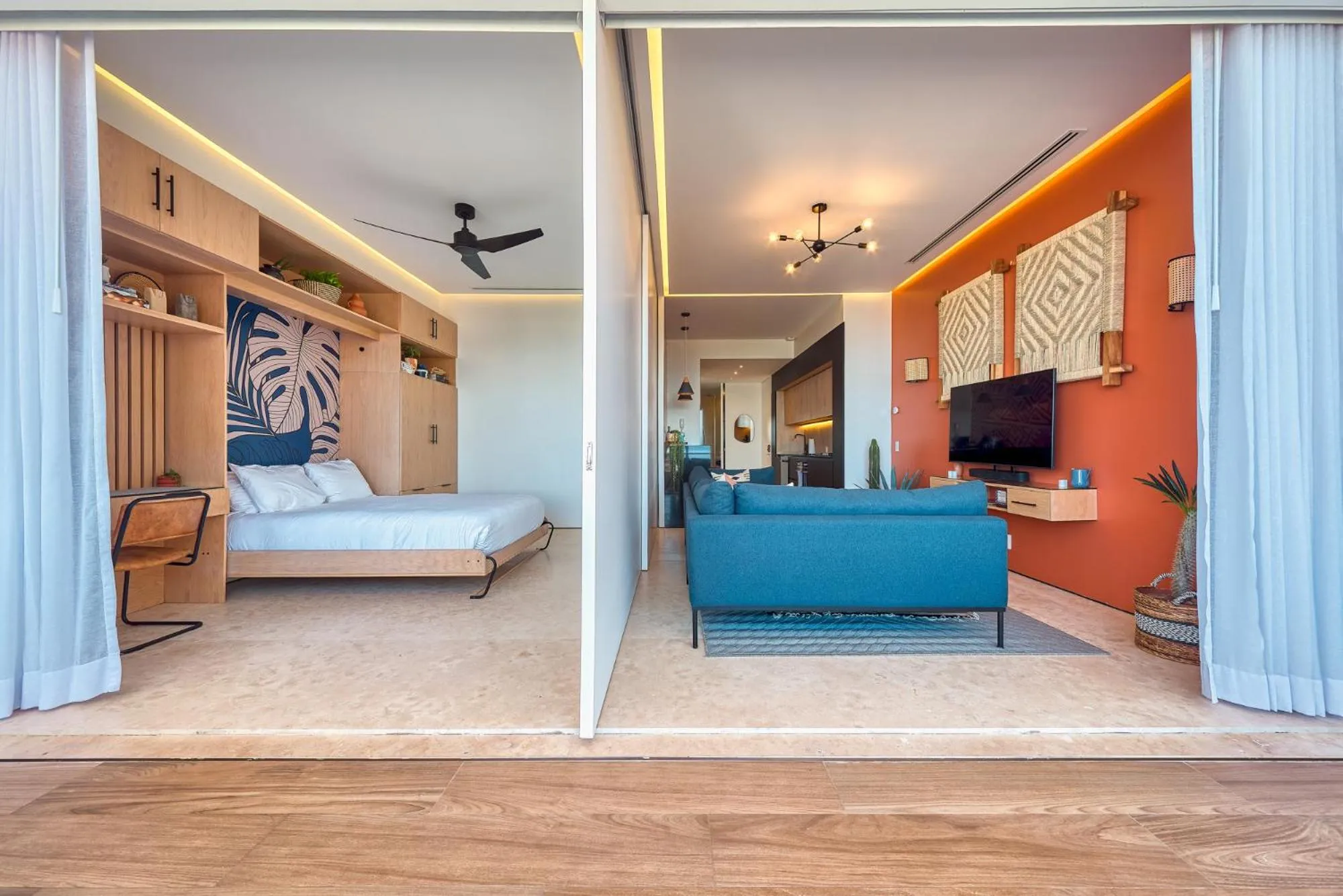 Bed in Maxwell Collection Romantic Zone