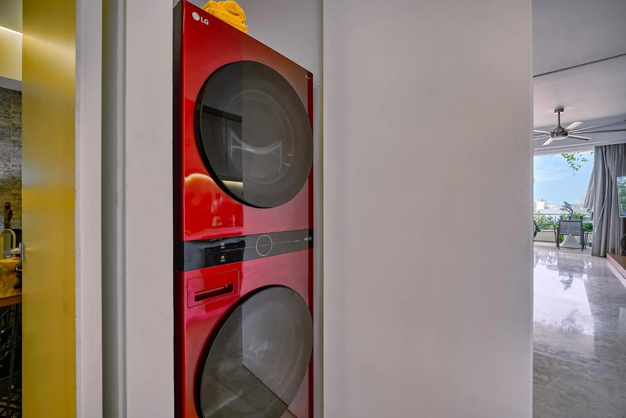 Decorative detail in Maxwell Collection Romantic Zone