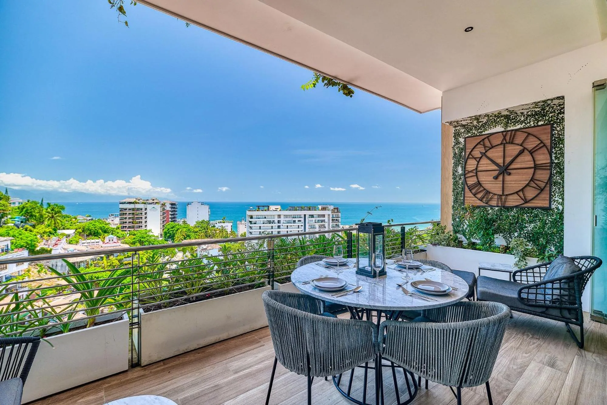 Balcony/Terrace in Maxwell Collection Romantic Zone