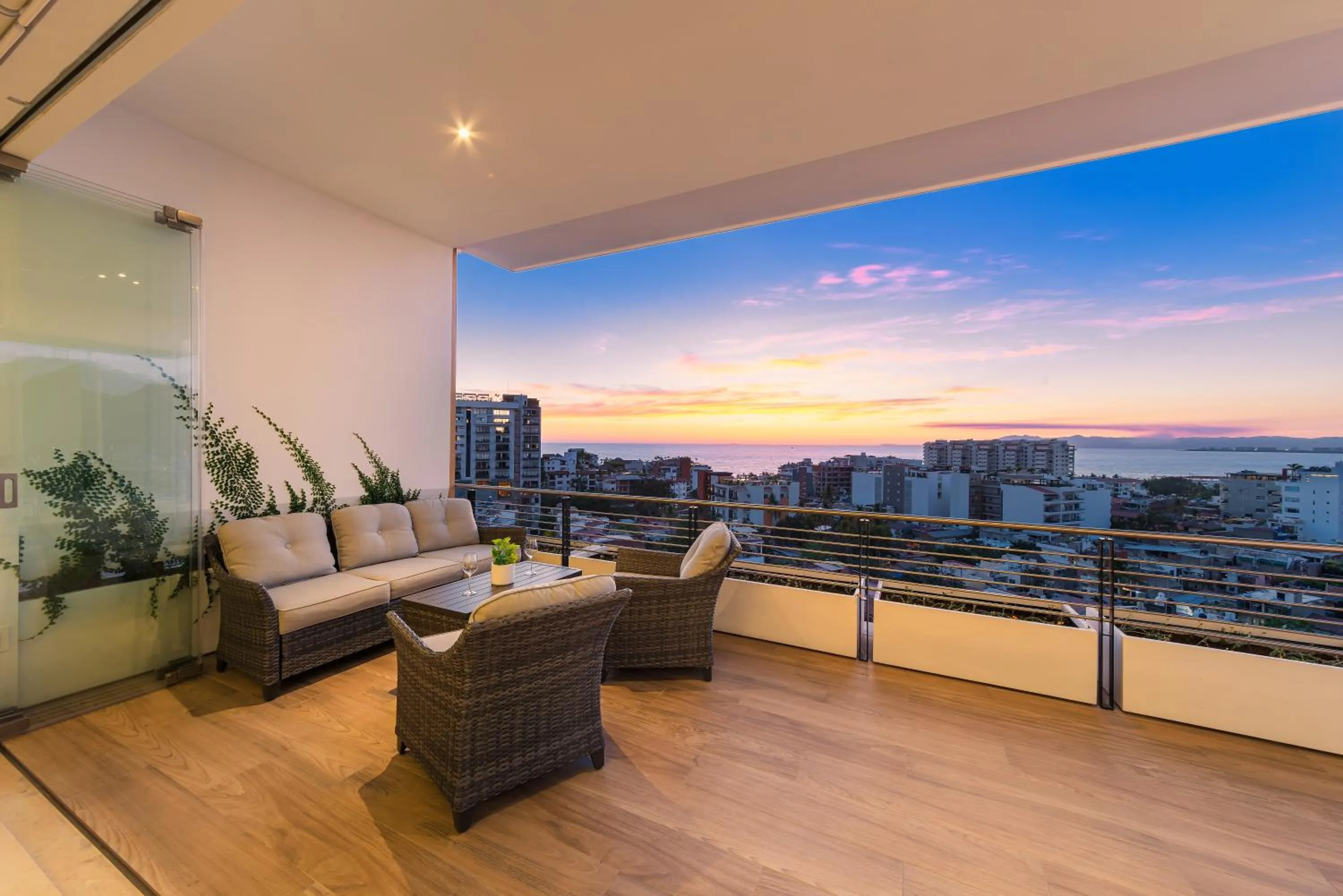 Balcony/Terrace in Maxwell Collection Romantic Zone