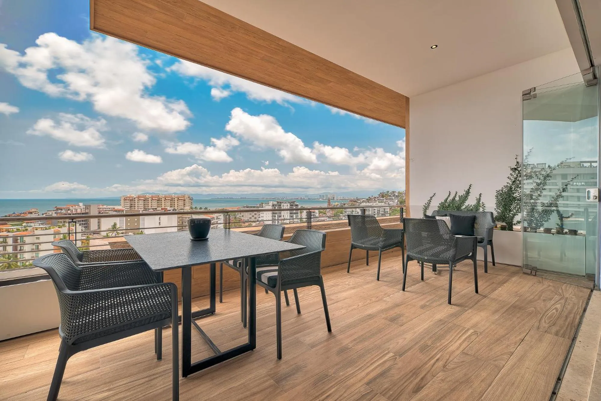 Balcony/Terrace in Maxwell Collection Romantic Zone