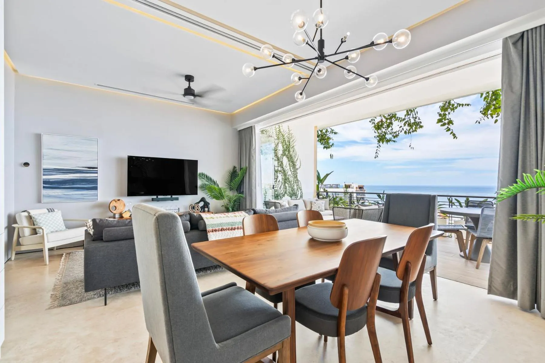 Living room in Maxwell Collection Romantic Zone