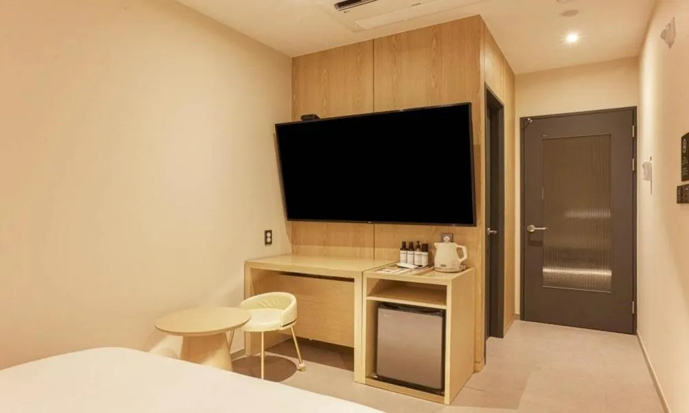 TV and multimedia, Bed in Wonju Brown Dot Hotel Corporate city