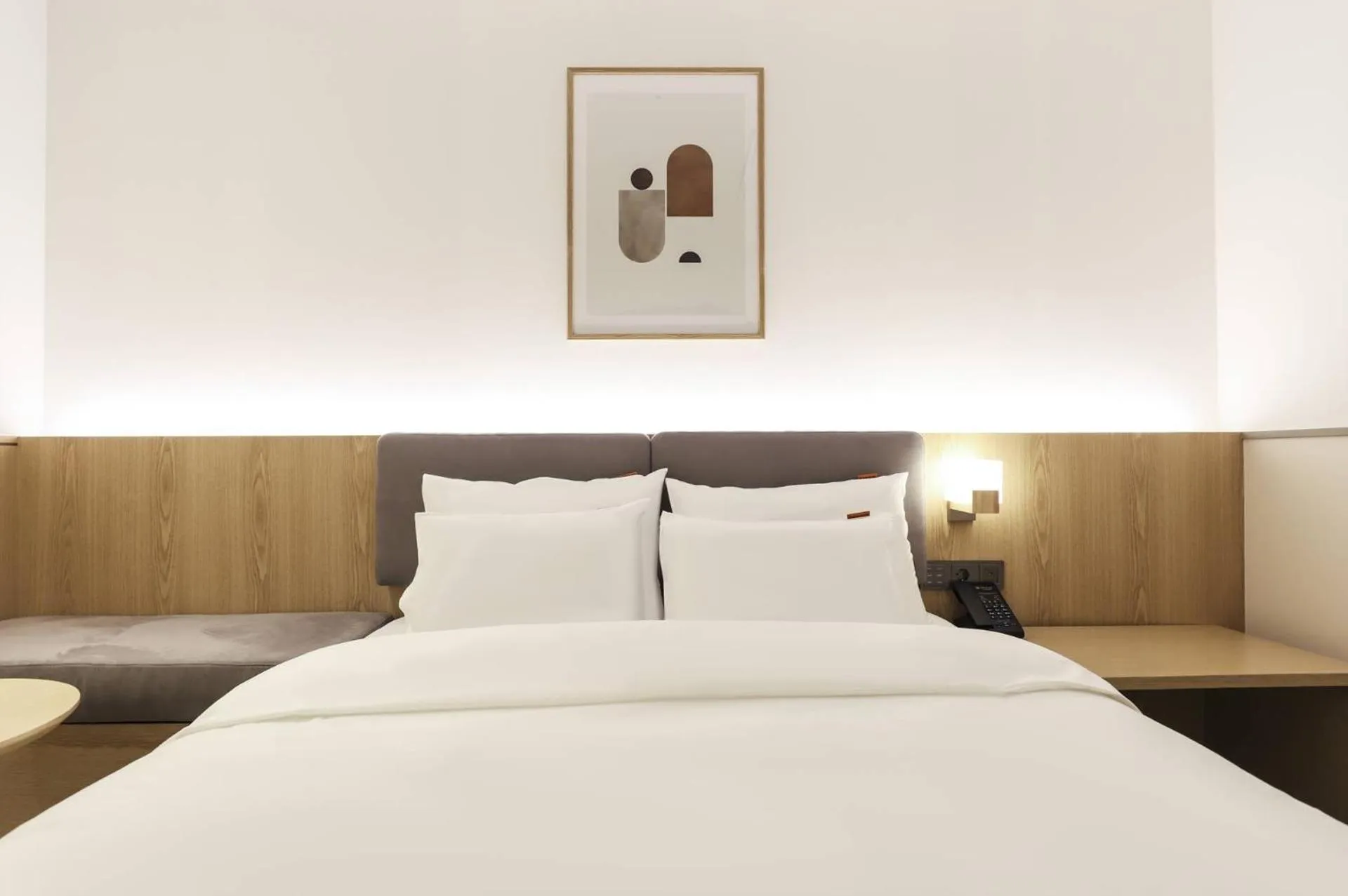Bed in Wonju Brown Dot Hotel Corporate city
