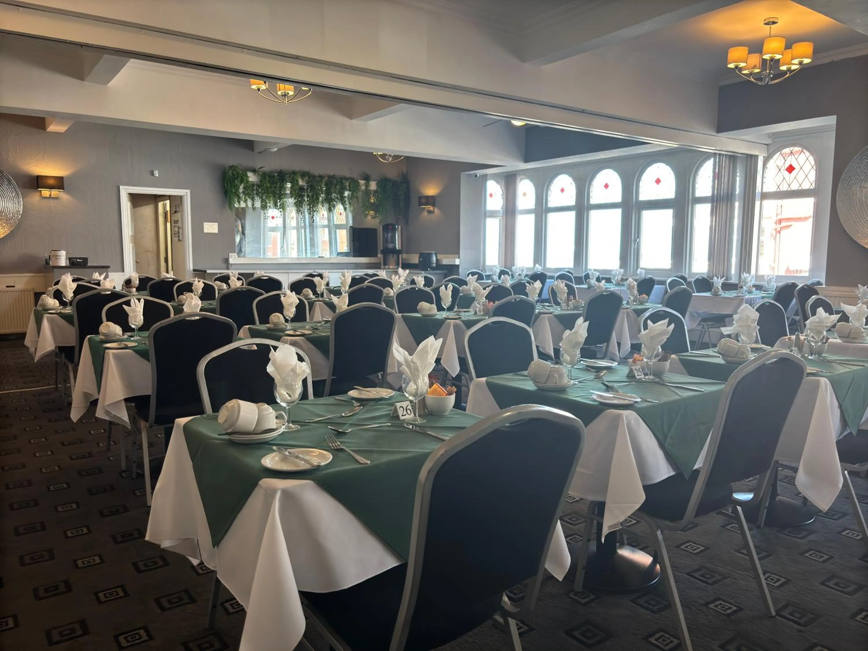 Restaurant/places to eat in The Royal Boston Hotel by Compass Hospitality