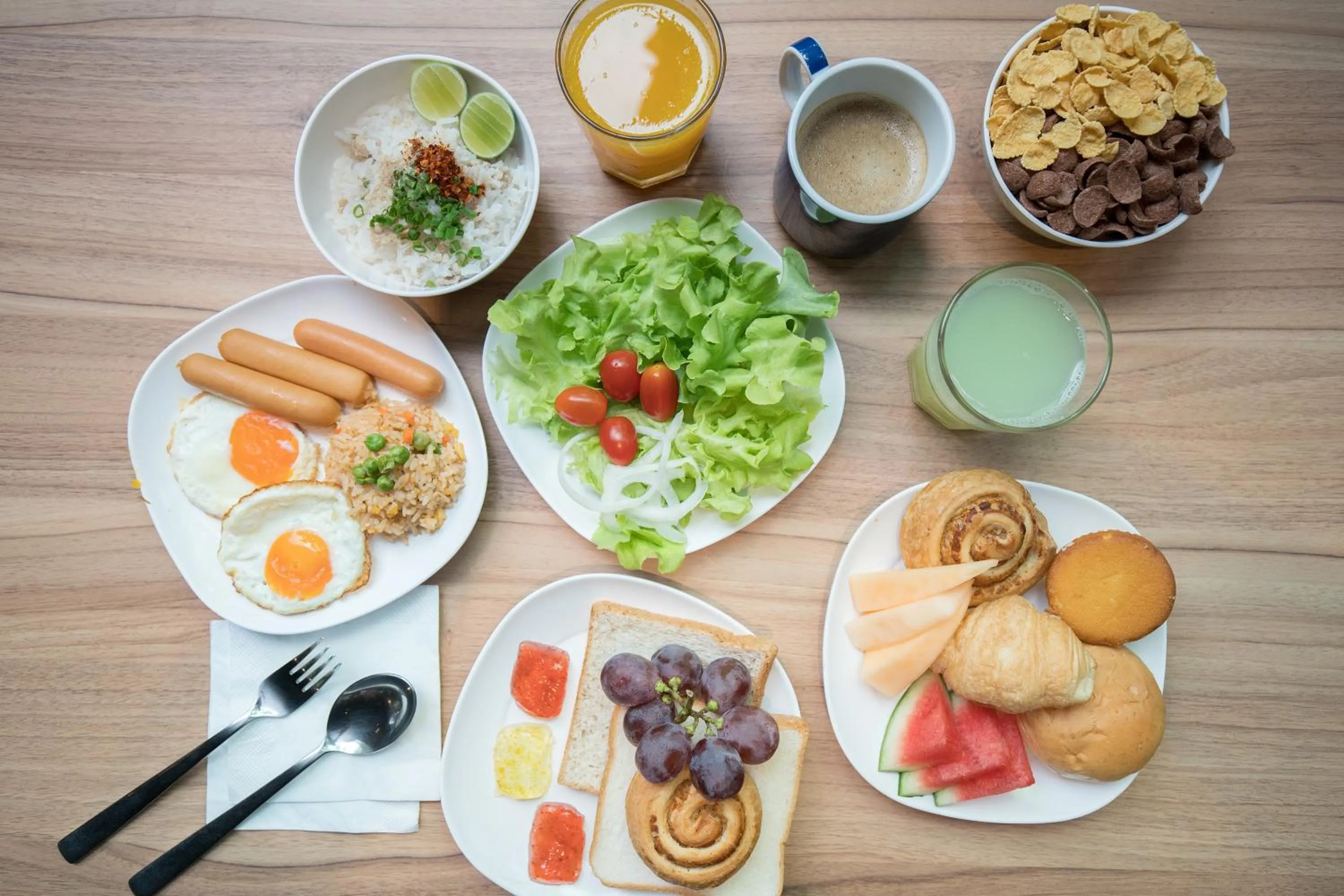 Breakfast in Holiday Inn Express Bangkok Sathorn by IHG