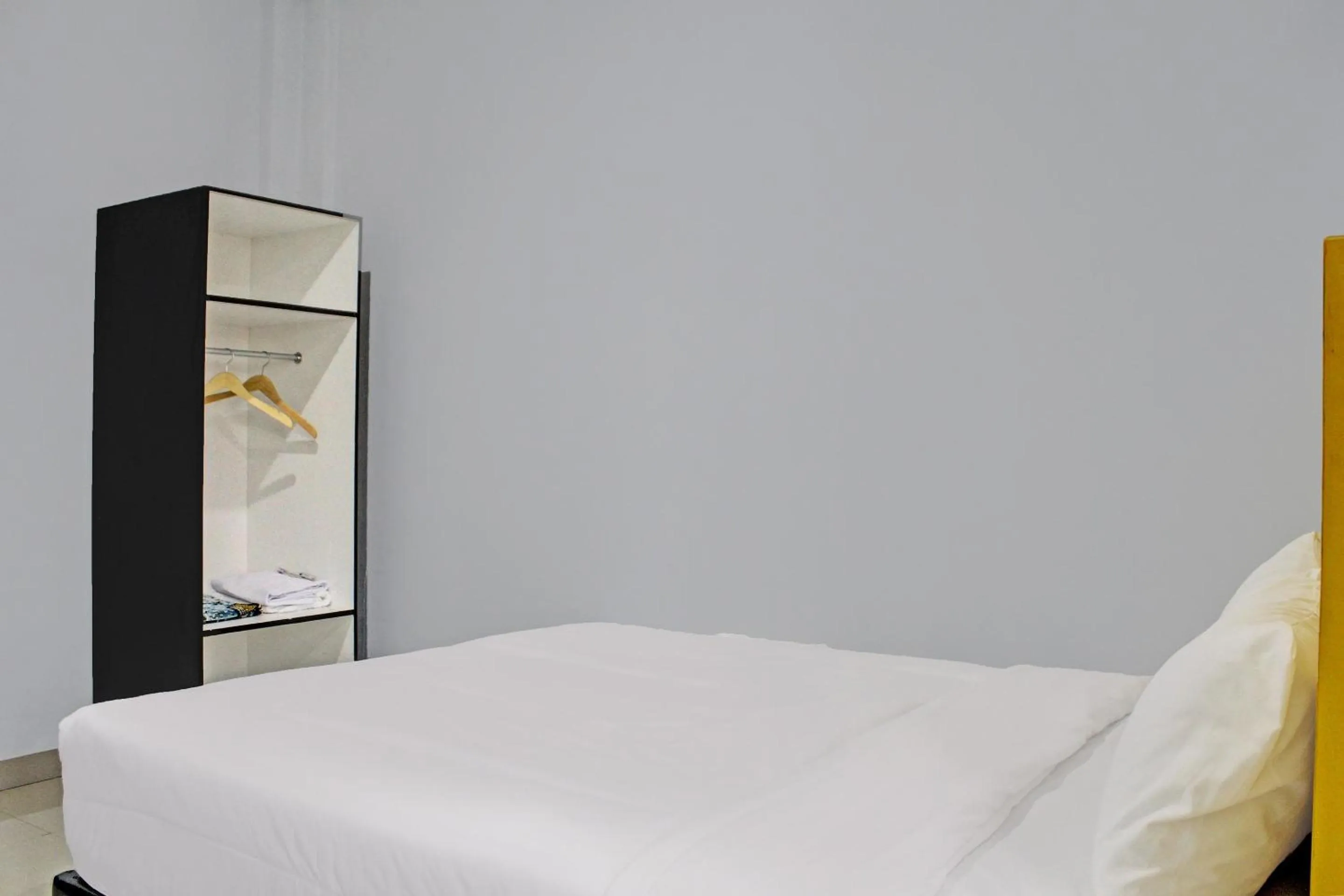 Bedroom in Capital O 92583 Raja Soeta Hostel Syariah