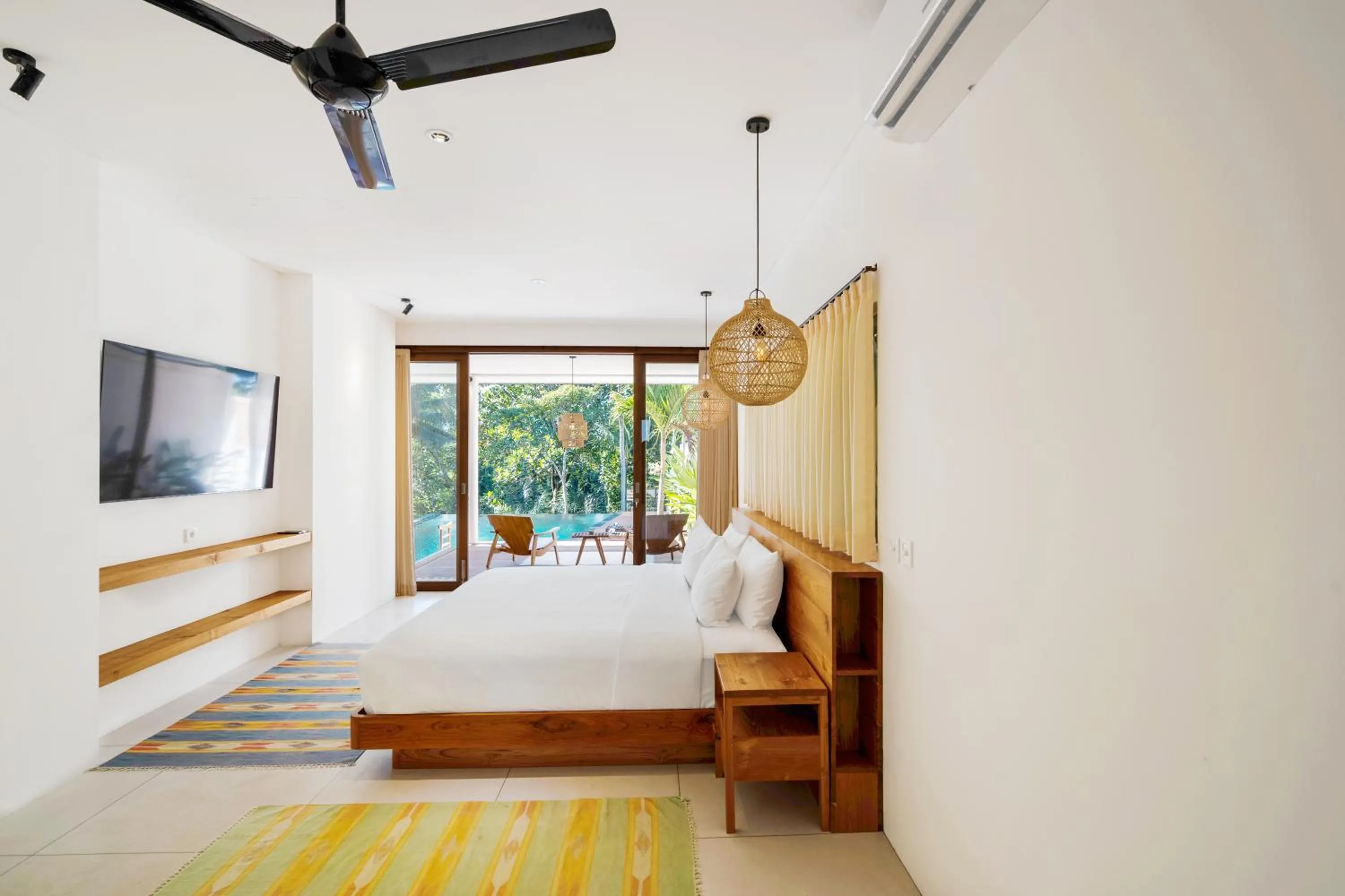 Bed in Beefy Dragon Villa by Betterplace