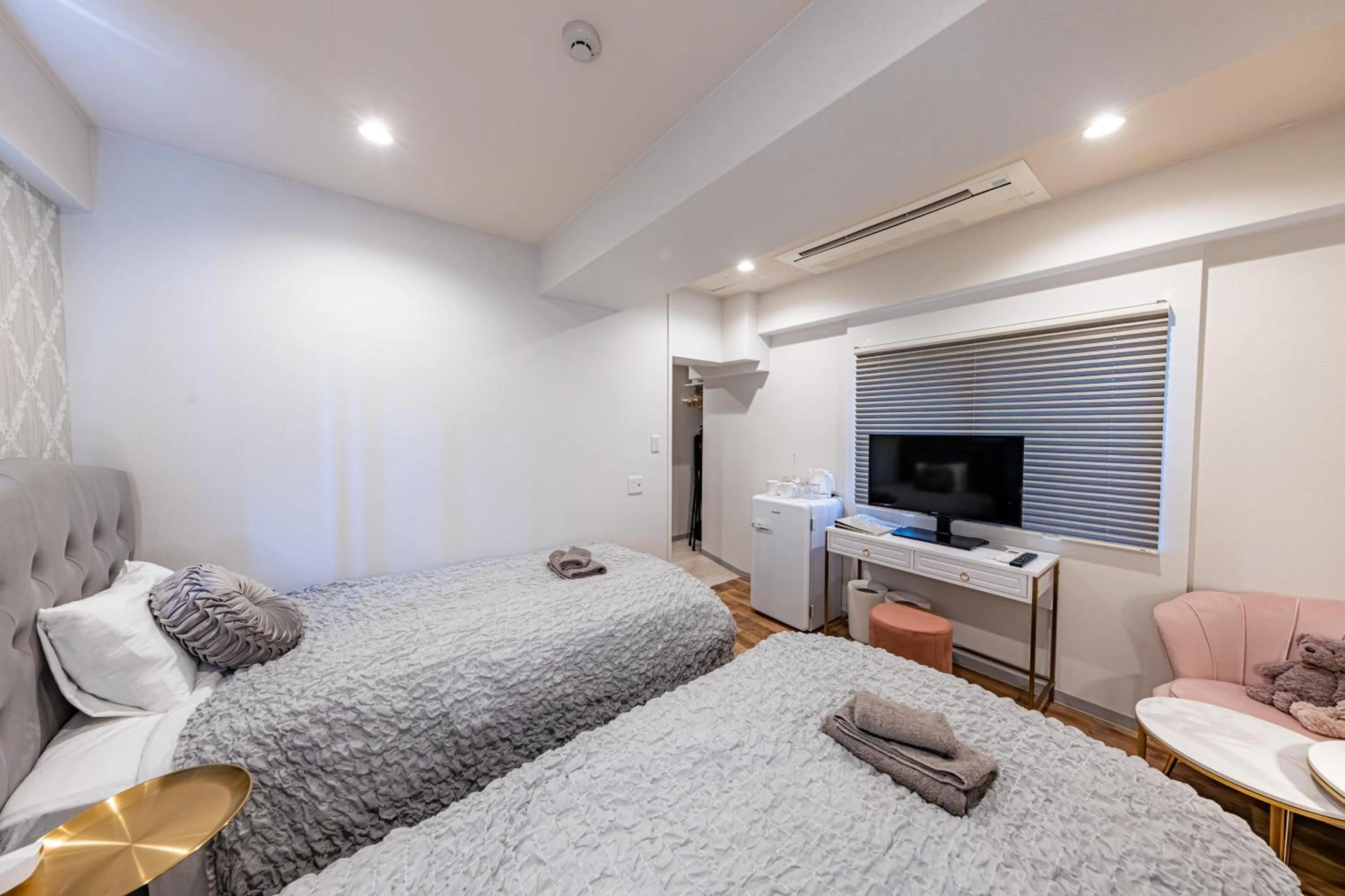 Bedroom, Bed in Inn The Omotesando