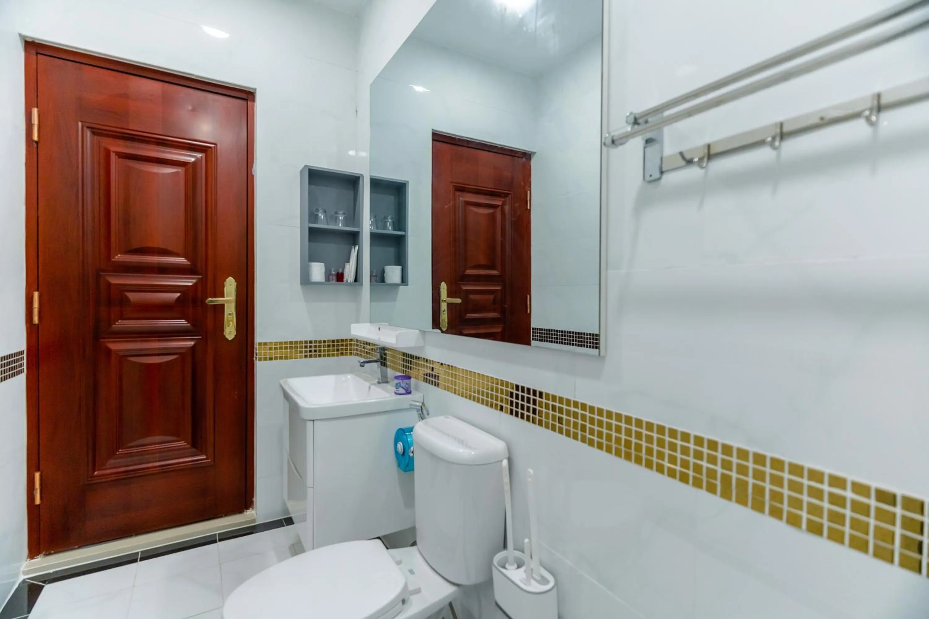 Toilet in Sarah Guest House