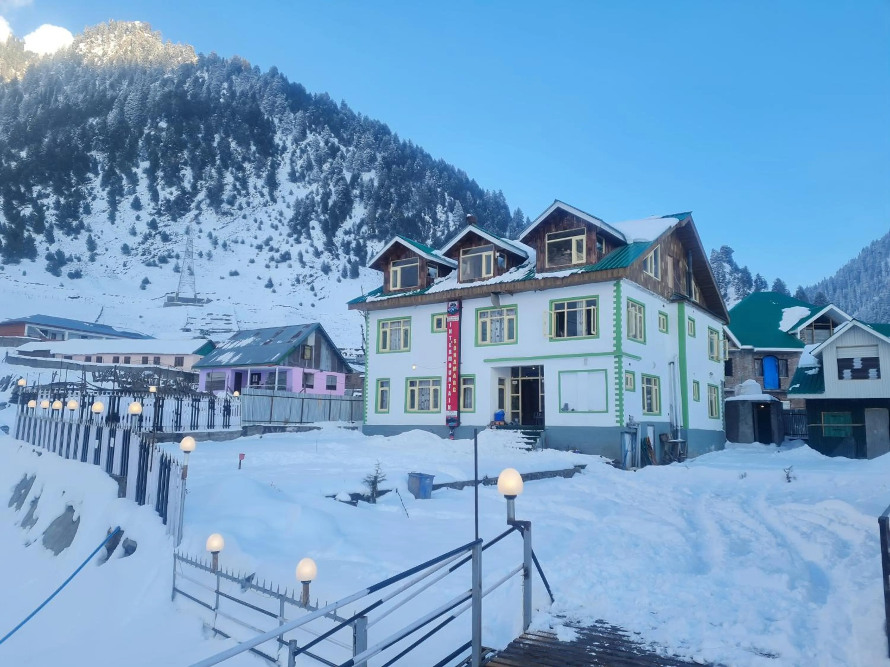 Hotel Intermountain Sonamarg