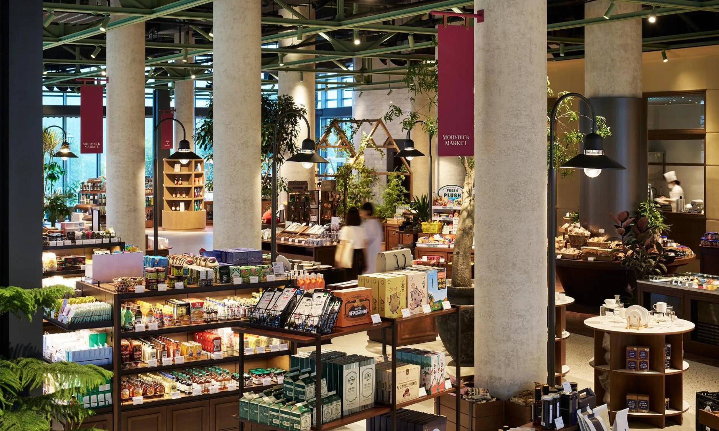 Food and drinks in Ananti at Busan Village