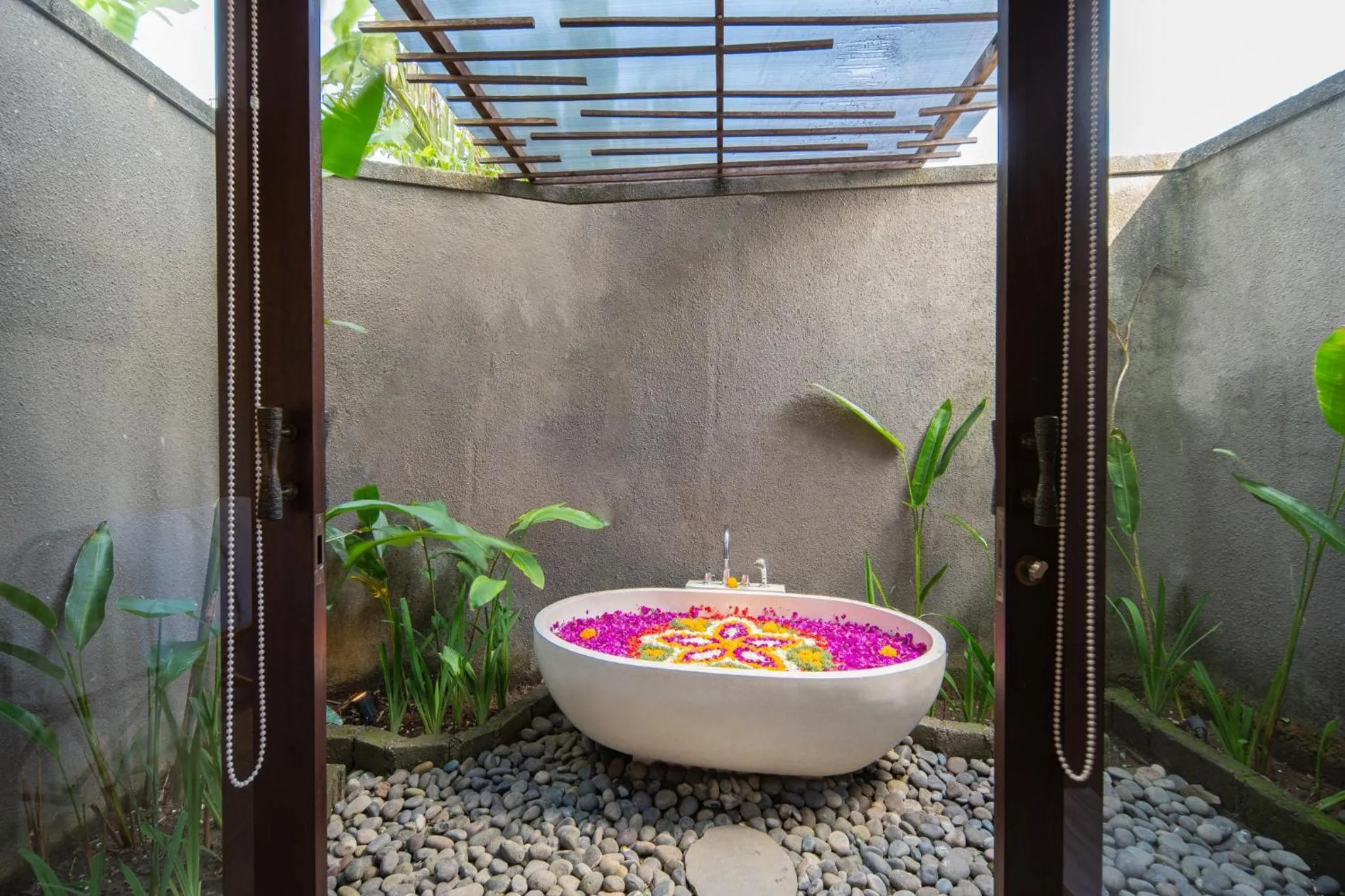 Bath in Canggu Circle Villa by Ini Vie Hospitality