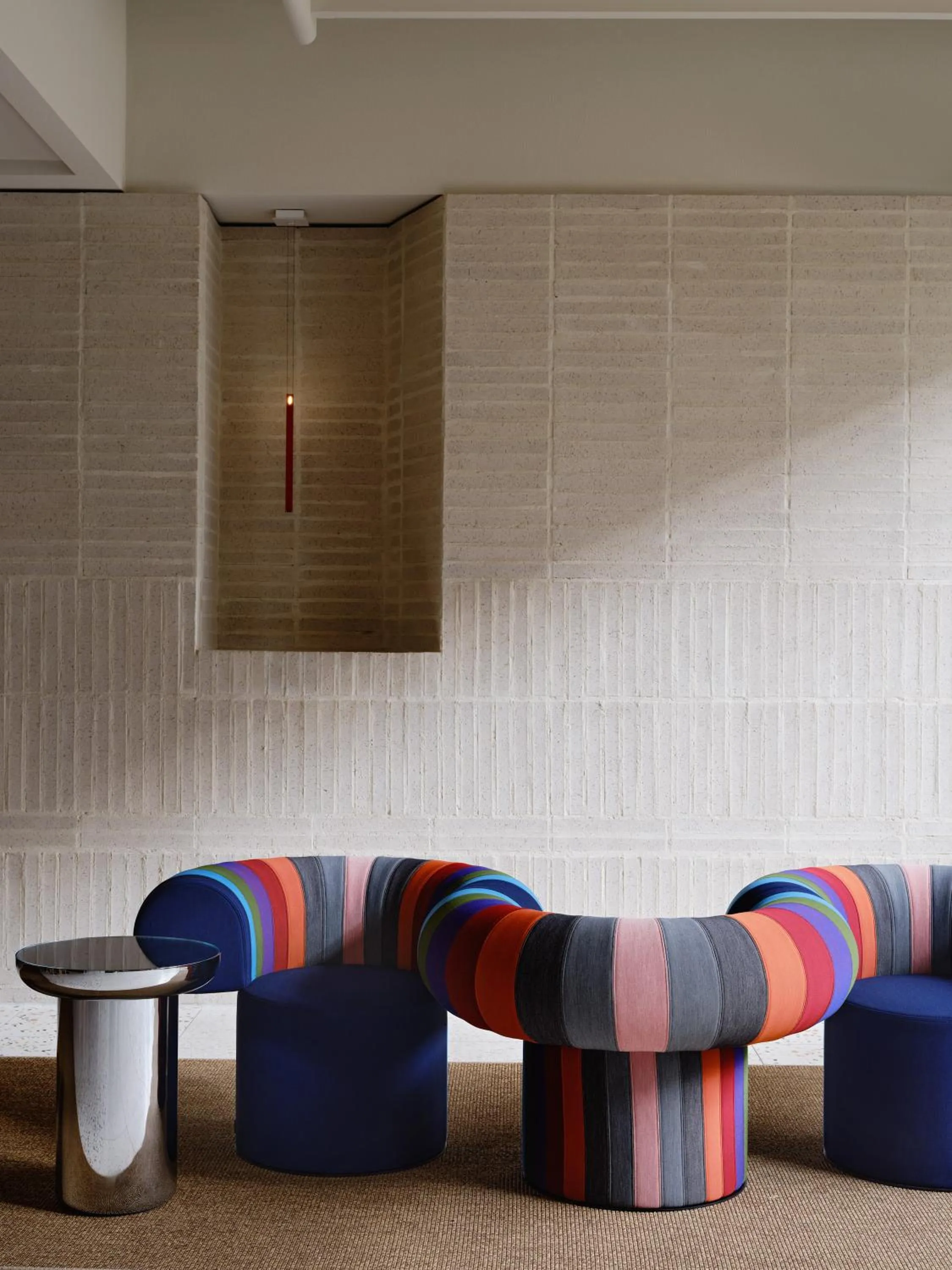 Area and facilities in The StandardX, Melbourne