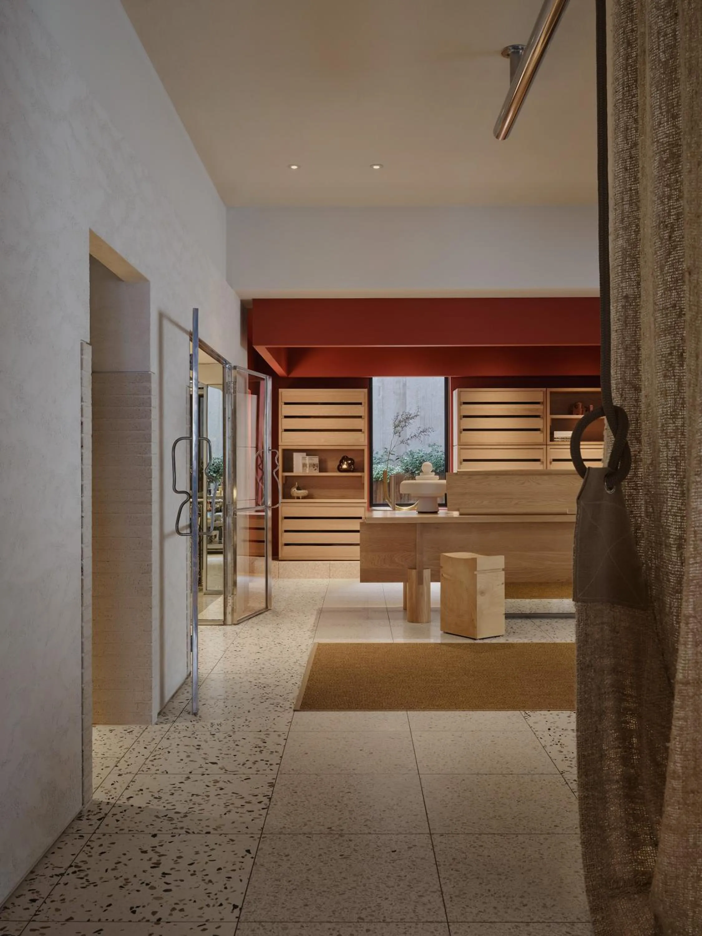 Area and facilities in The StandardX, Melbourne