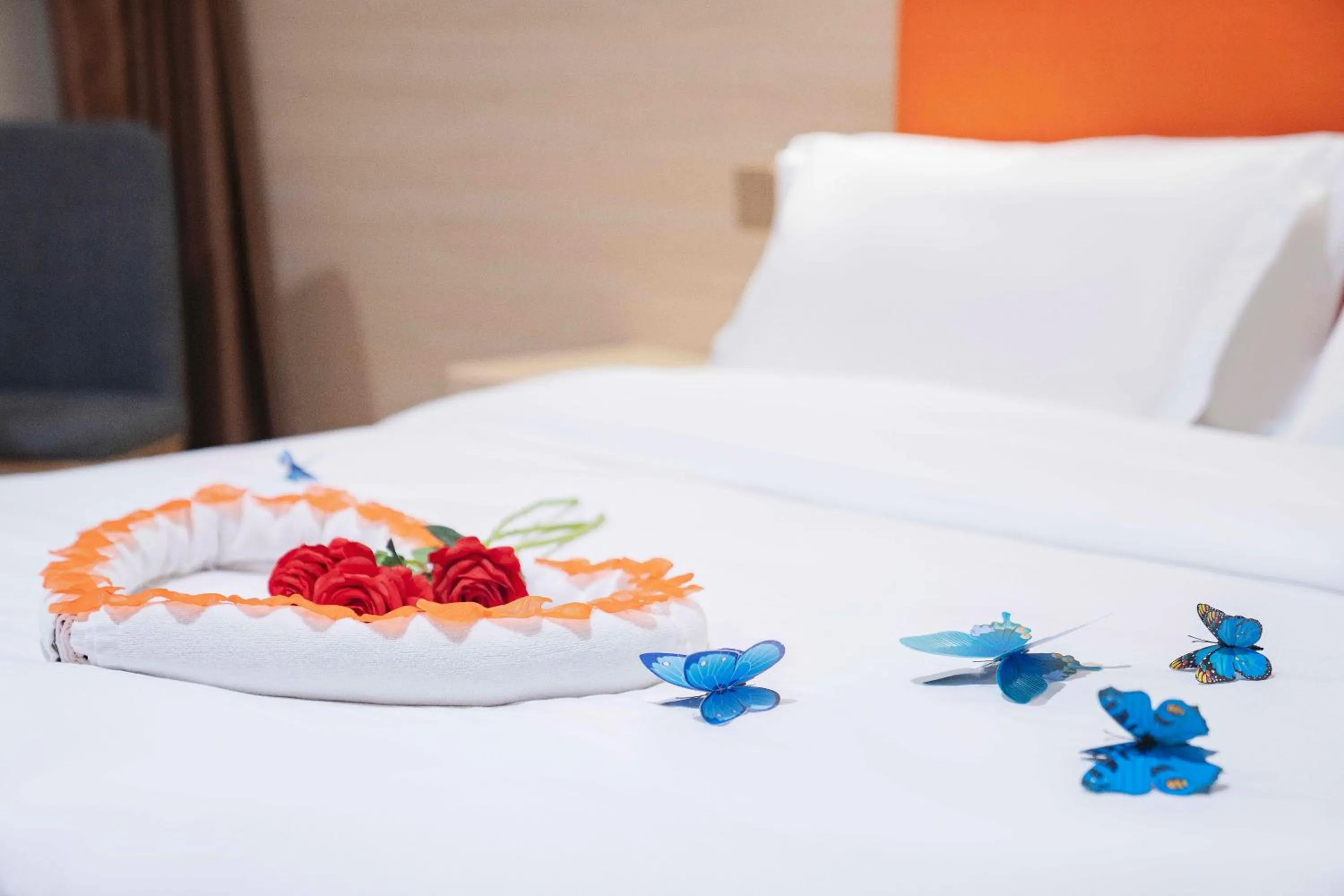 Bed in 7 Days Premium - Kunming South High Speed Railway Station University Town Metro Station