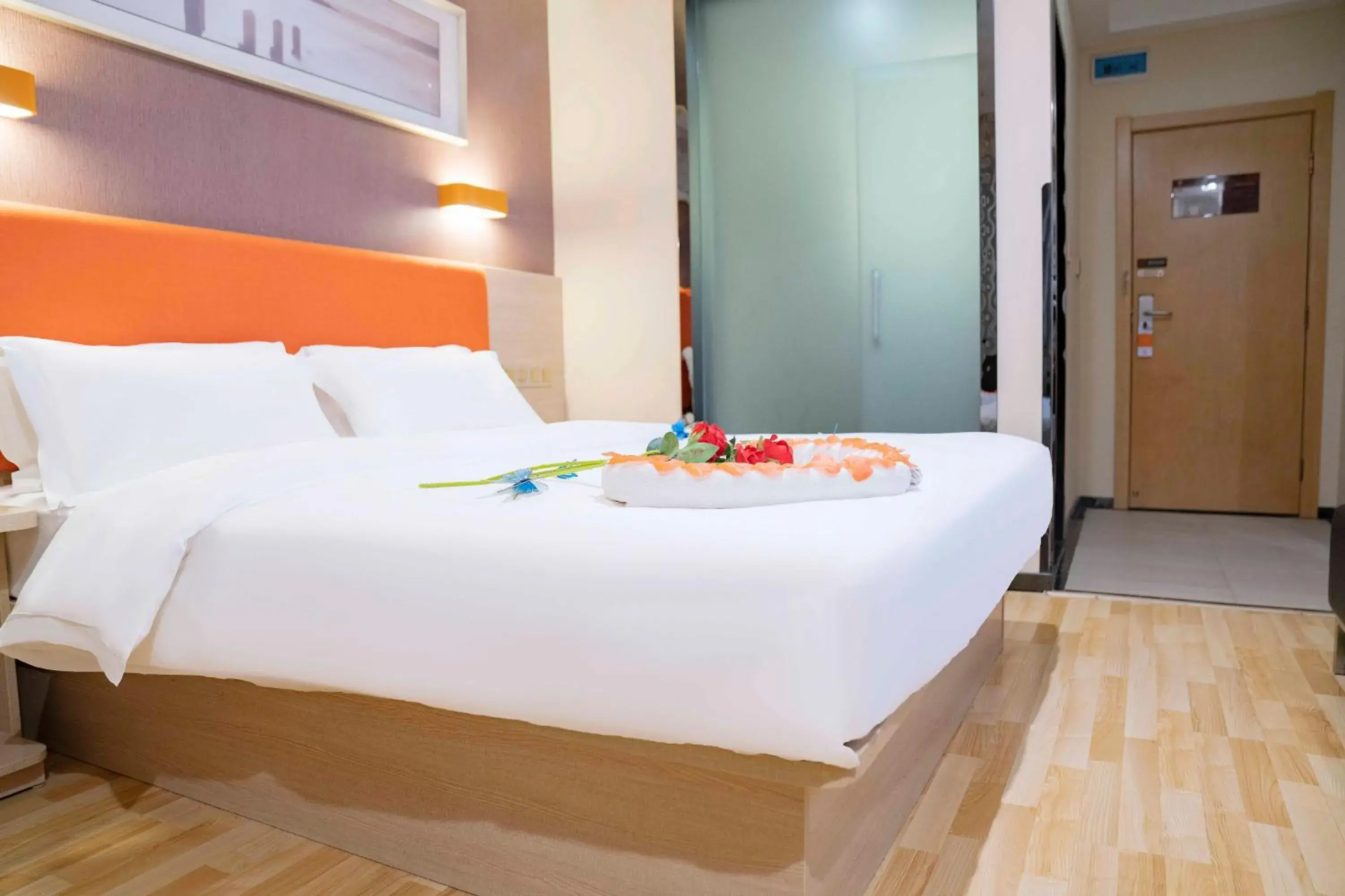 Deluxe King Room in 7 Days Premium - Kunming South High Speed Railway Station University Town Metro Station Deluxe King Room in 7 Days Premium - Kunming South High Speed Railway Station University Town Metro Station