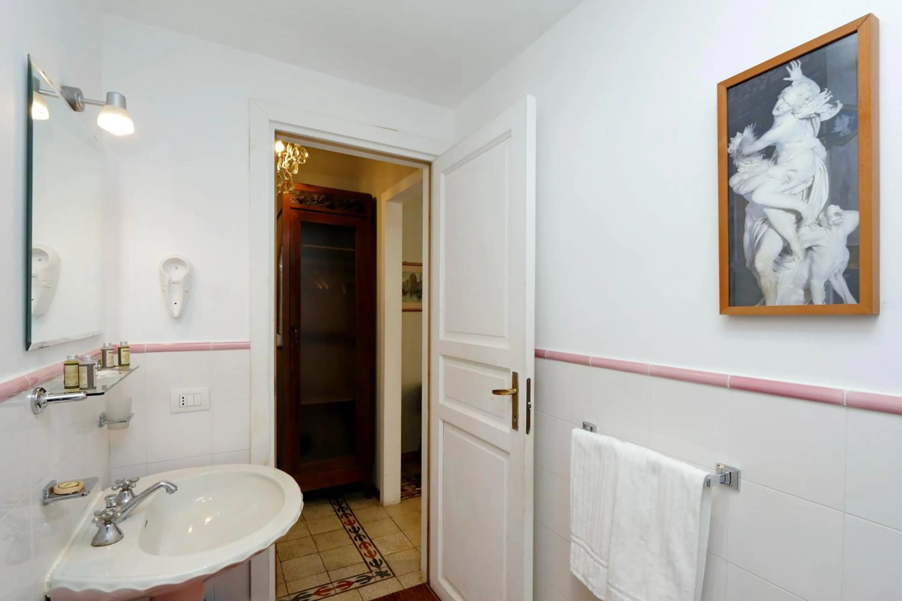 Bathroom in Cassiodoro19