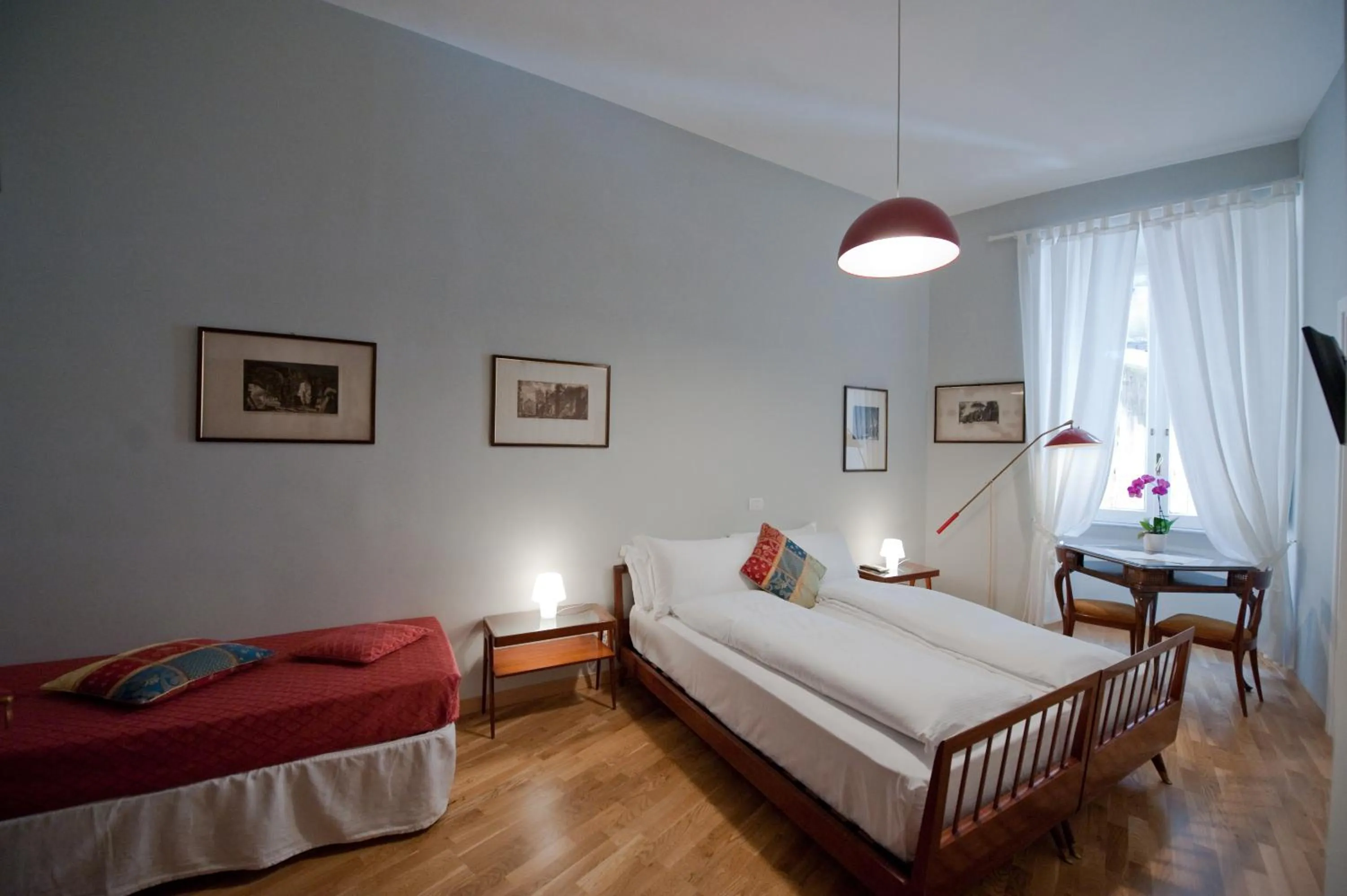 Bedroom, Bed in Cassiodoro19