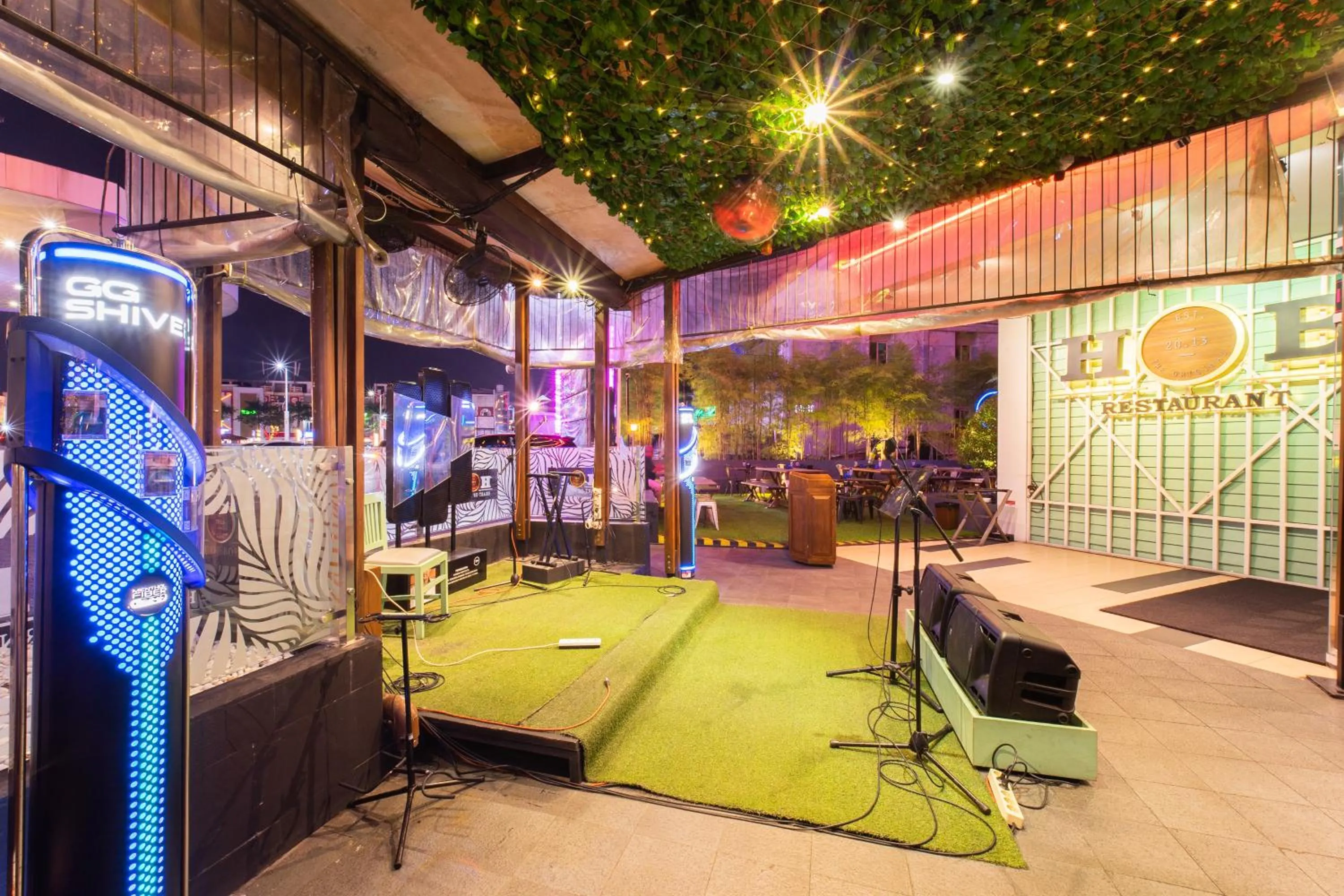 Lounge or bar in J Icon Hip Hotel