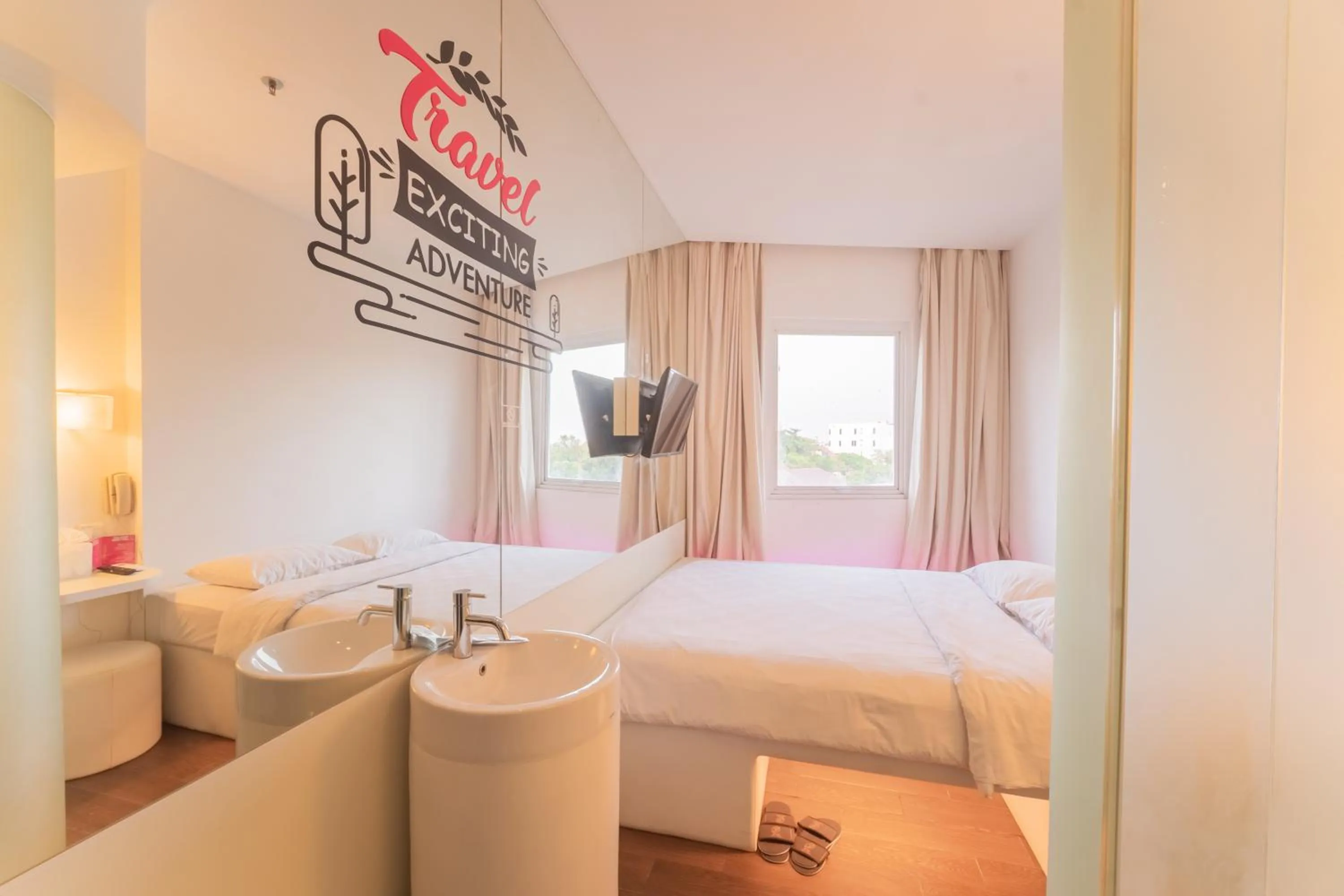 Bed in J Icon Hip Hotel