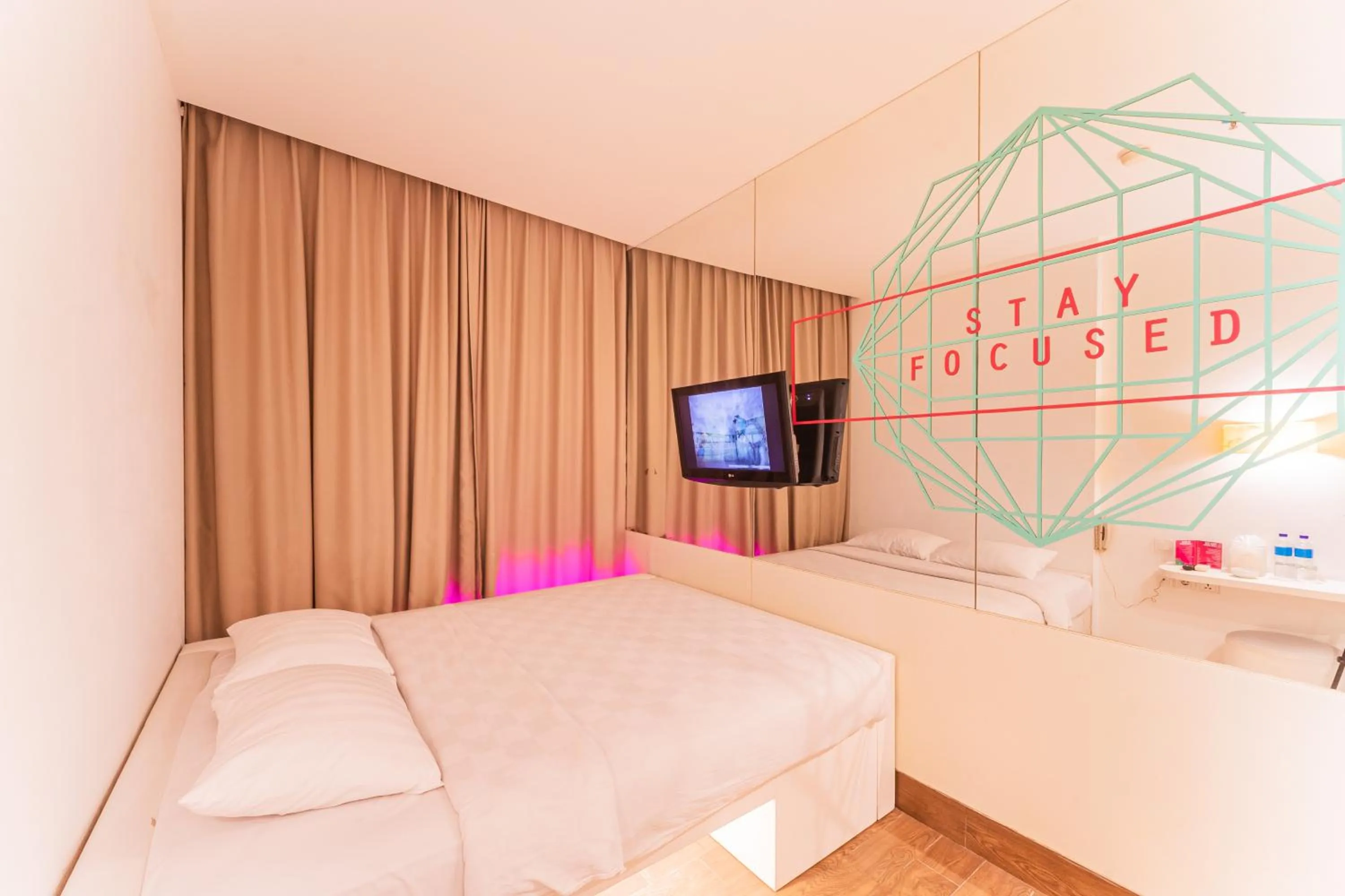 Photo of the whole room, Bed in J Icon Hip Hotel