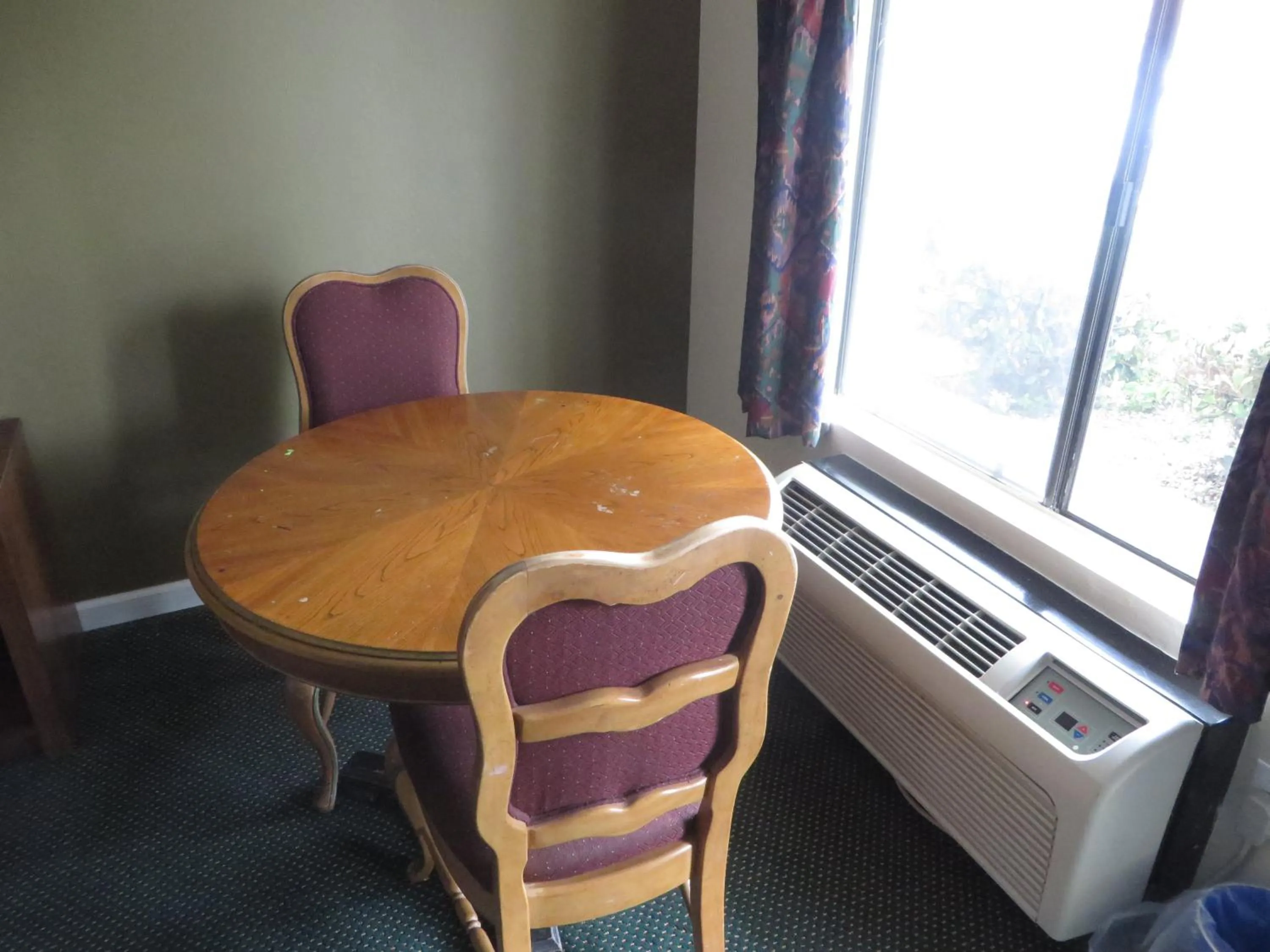 Day in National Inn Garden Grove