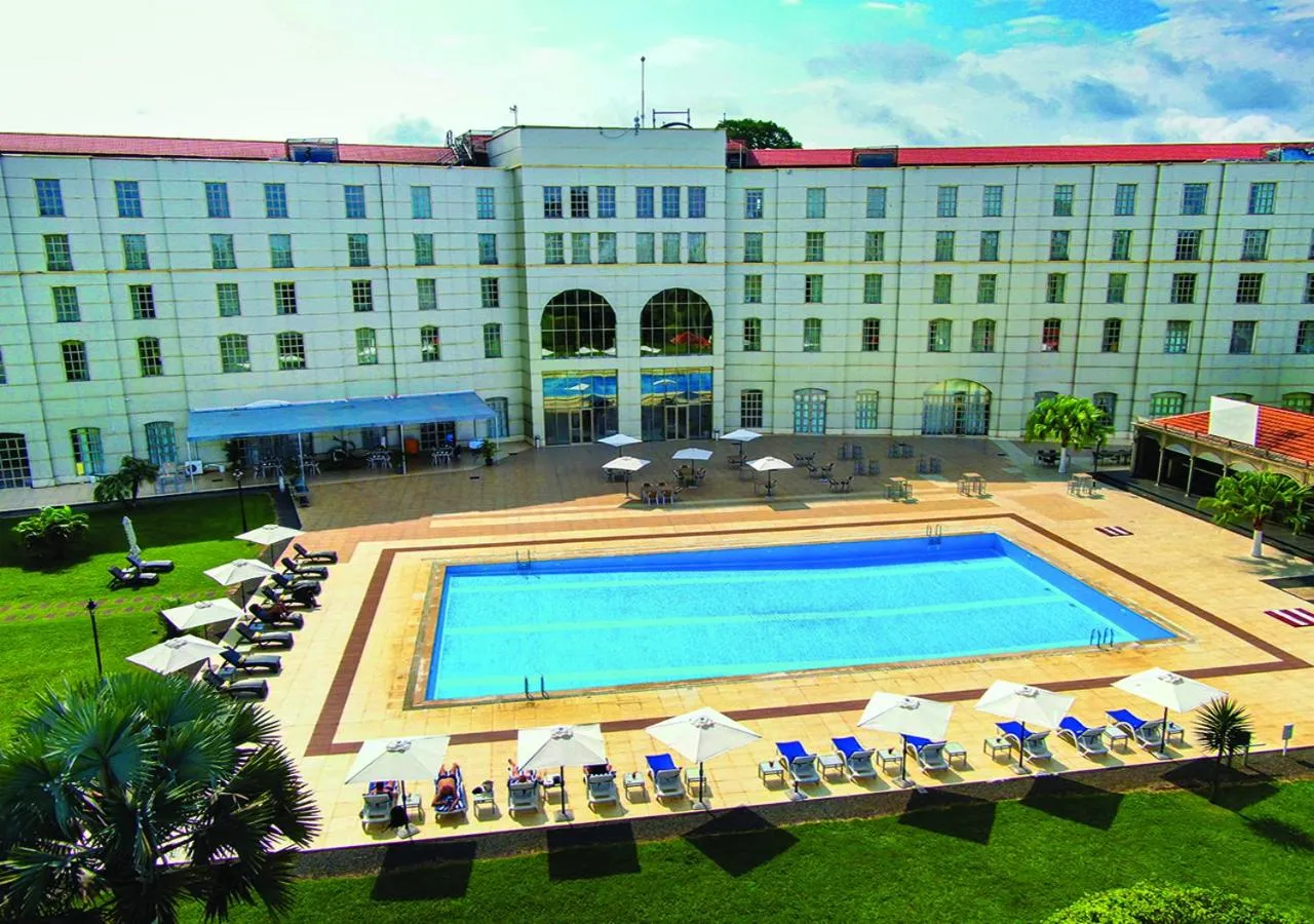 Pool view in Bisila Palace