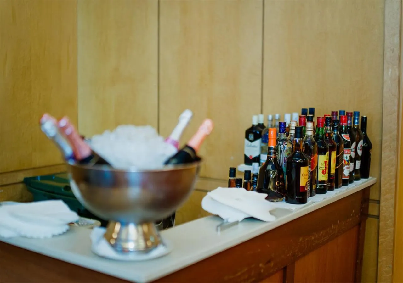 Lounge or bar in Bisila Palace