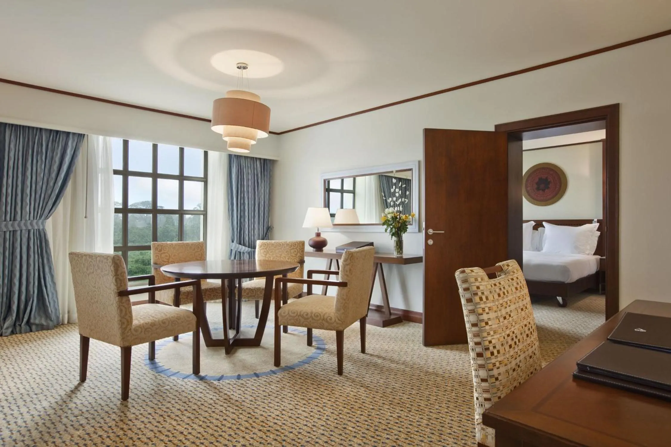 Staff in Bisila Palace