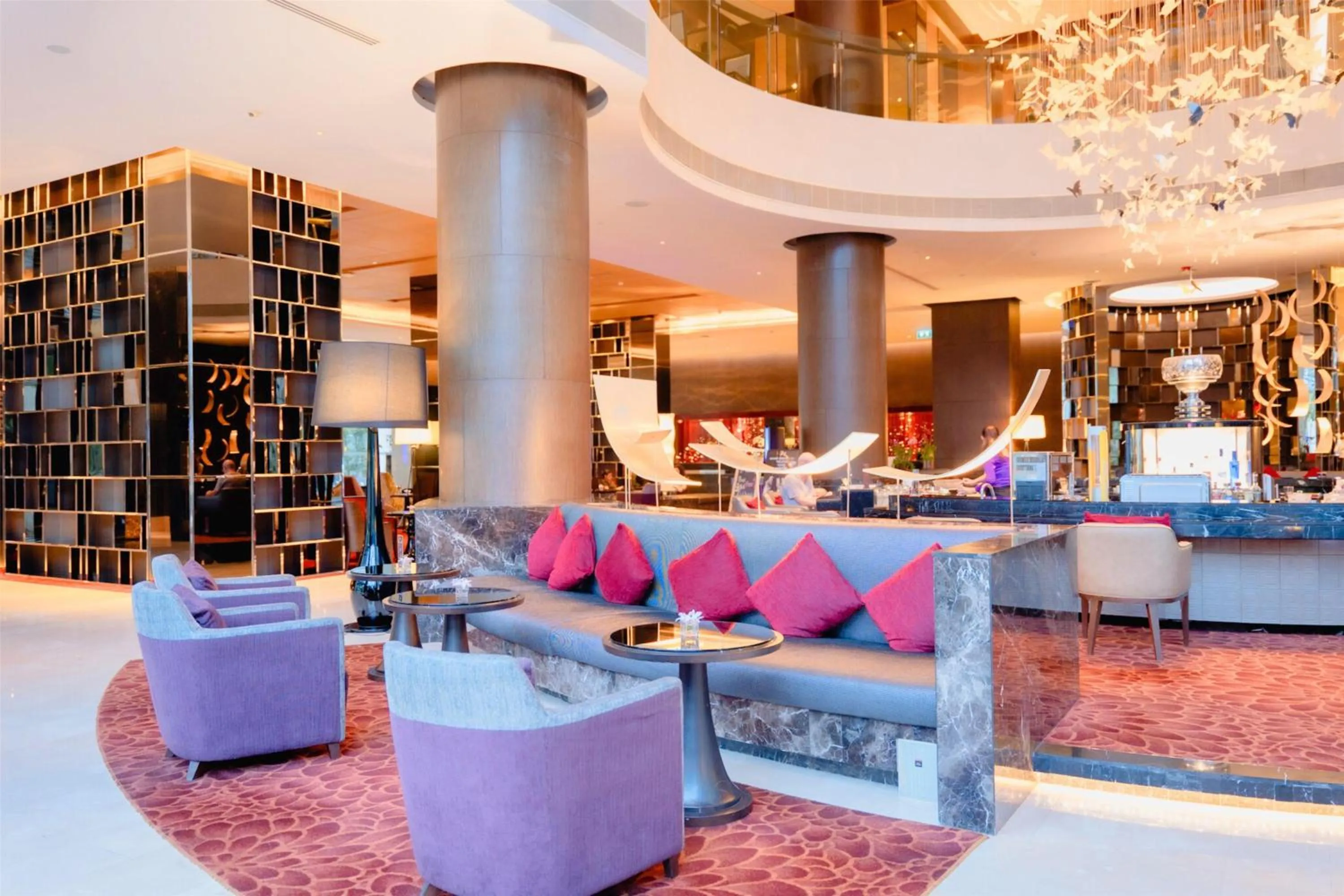 Lounge or bar in Radisson Blu Plaza Bangkok