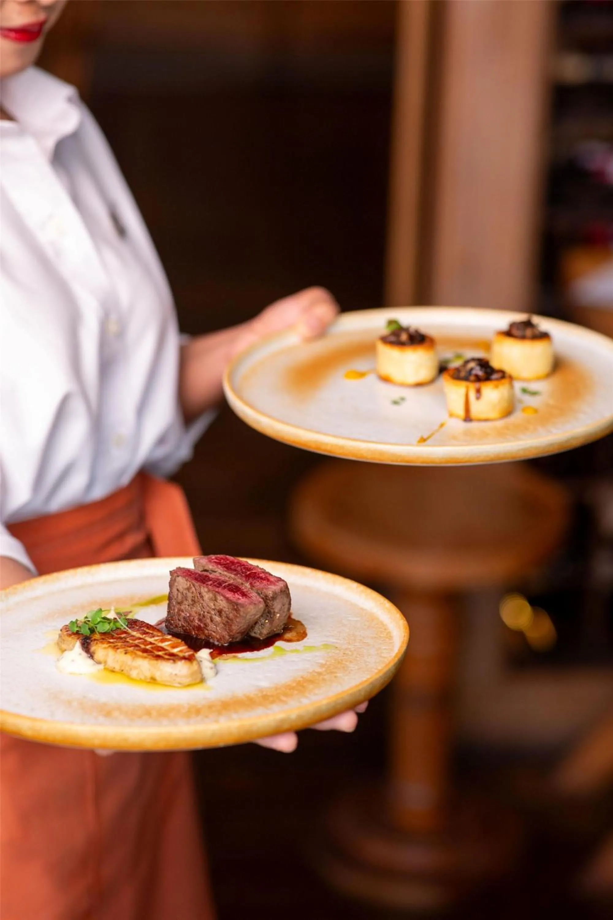 Restaurant/places to eat in Radisson Blu Plaza Bangkok