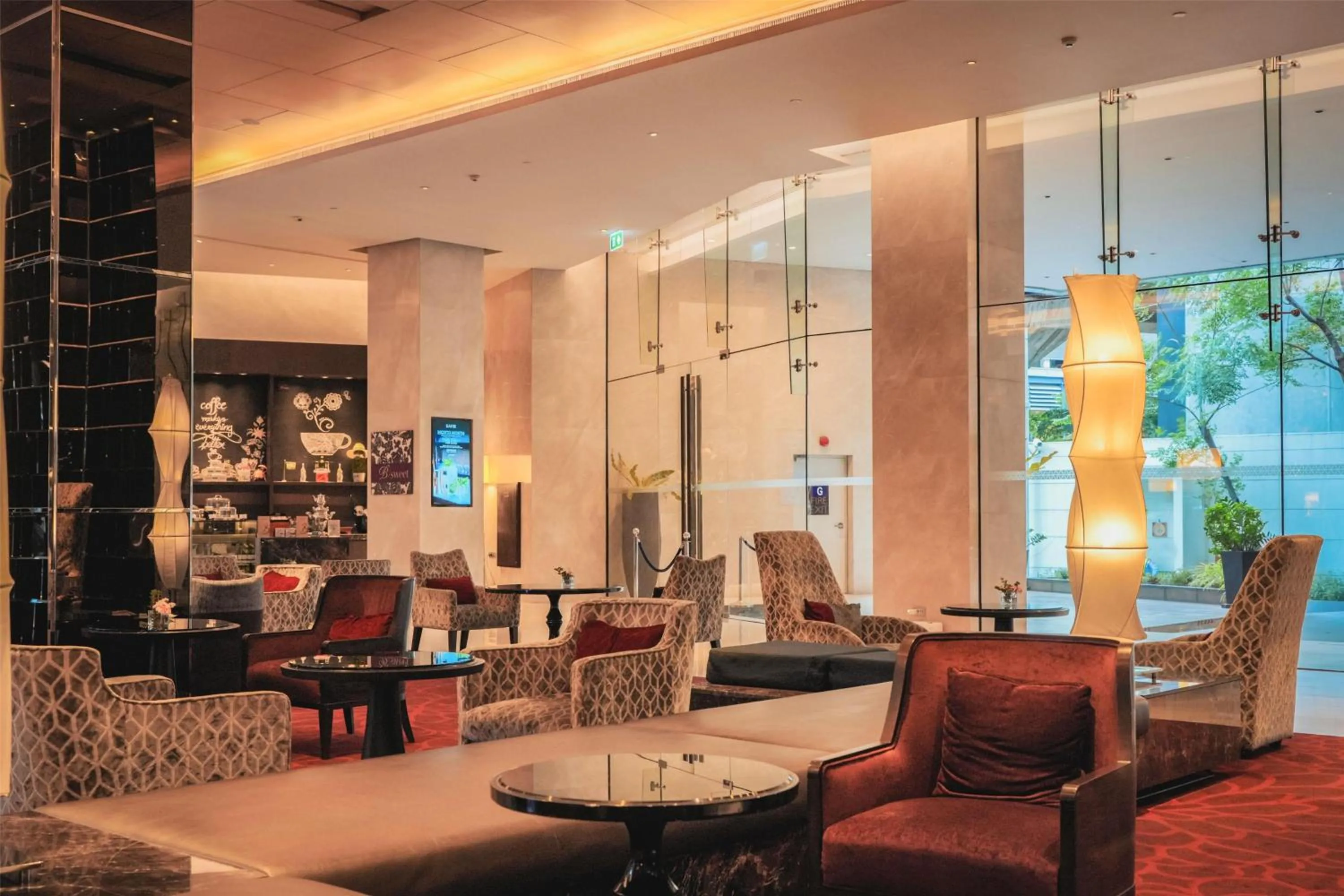 Restaurant/places to eat in Radisson Blu Plaza Bangkok