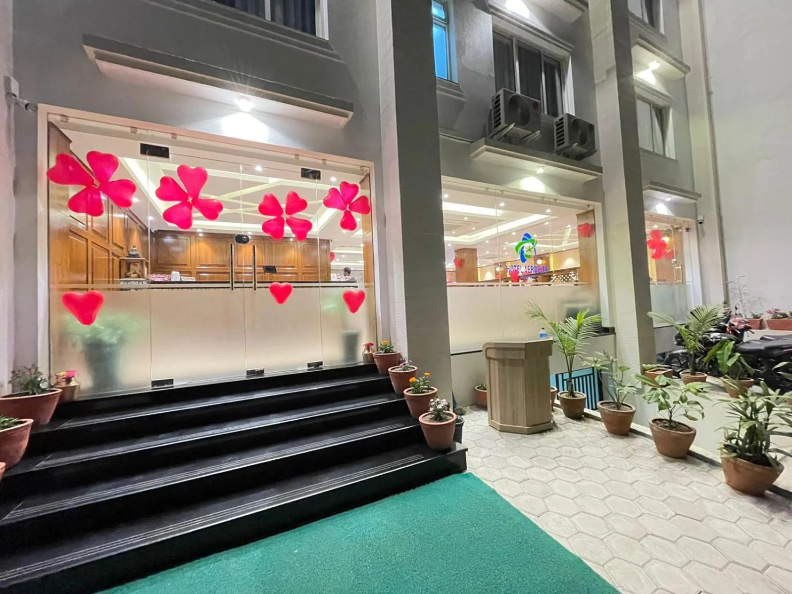 Facade/entrance in Hotel Aerocity