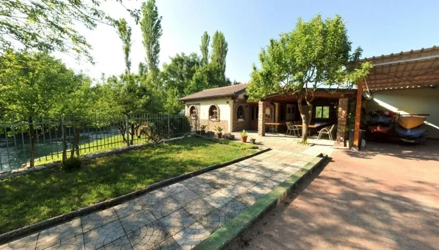 Area and facilities in Motel Most