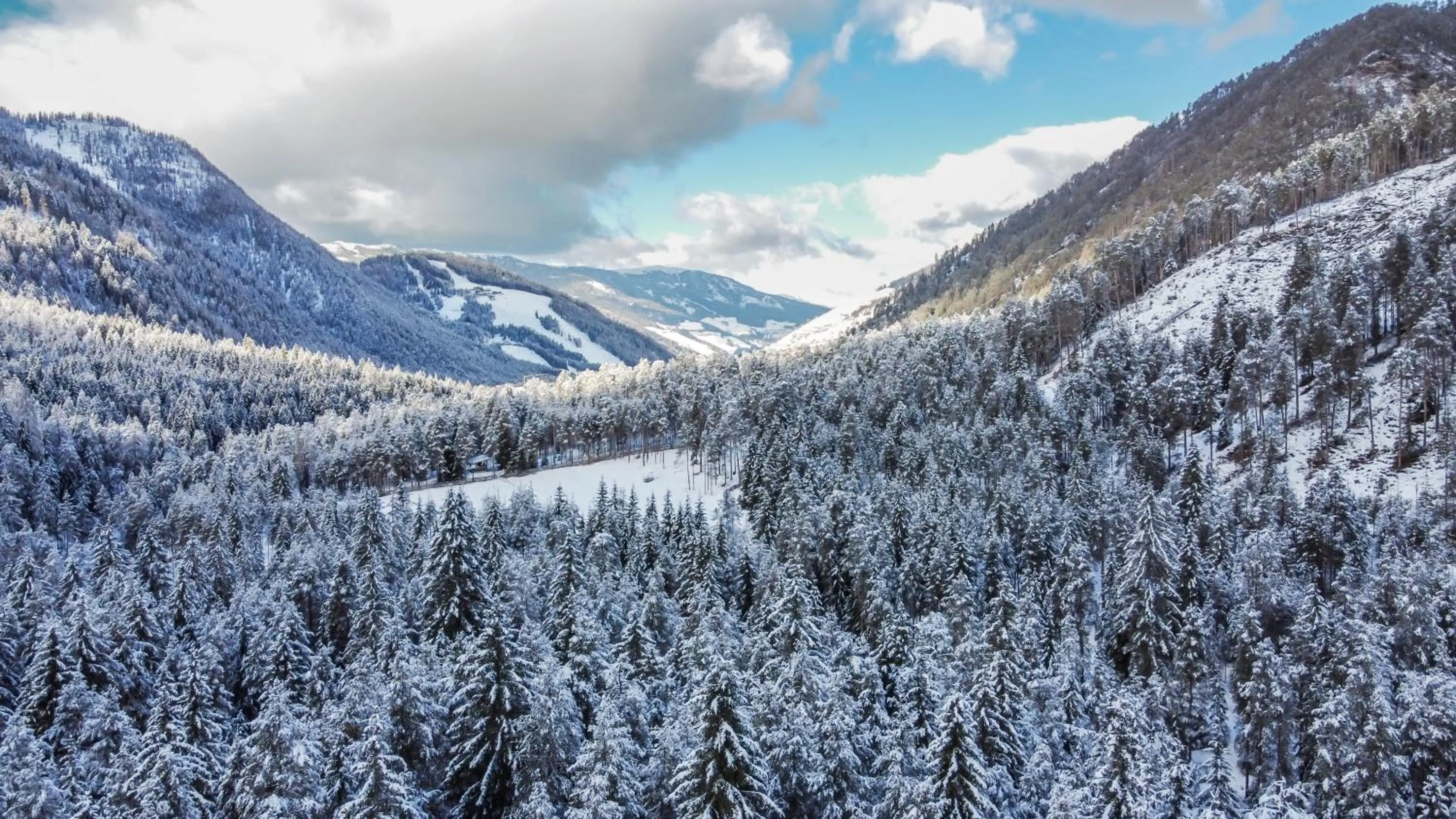 Natural landscape in Hotel Lago della Creta