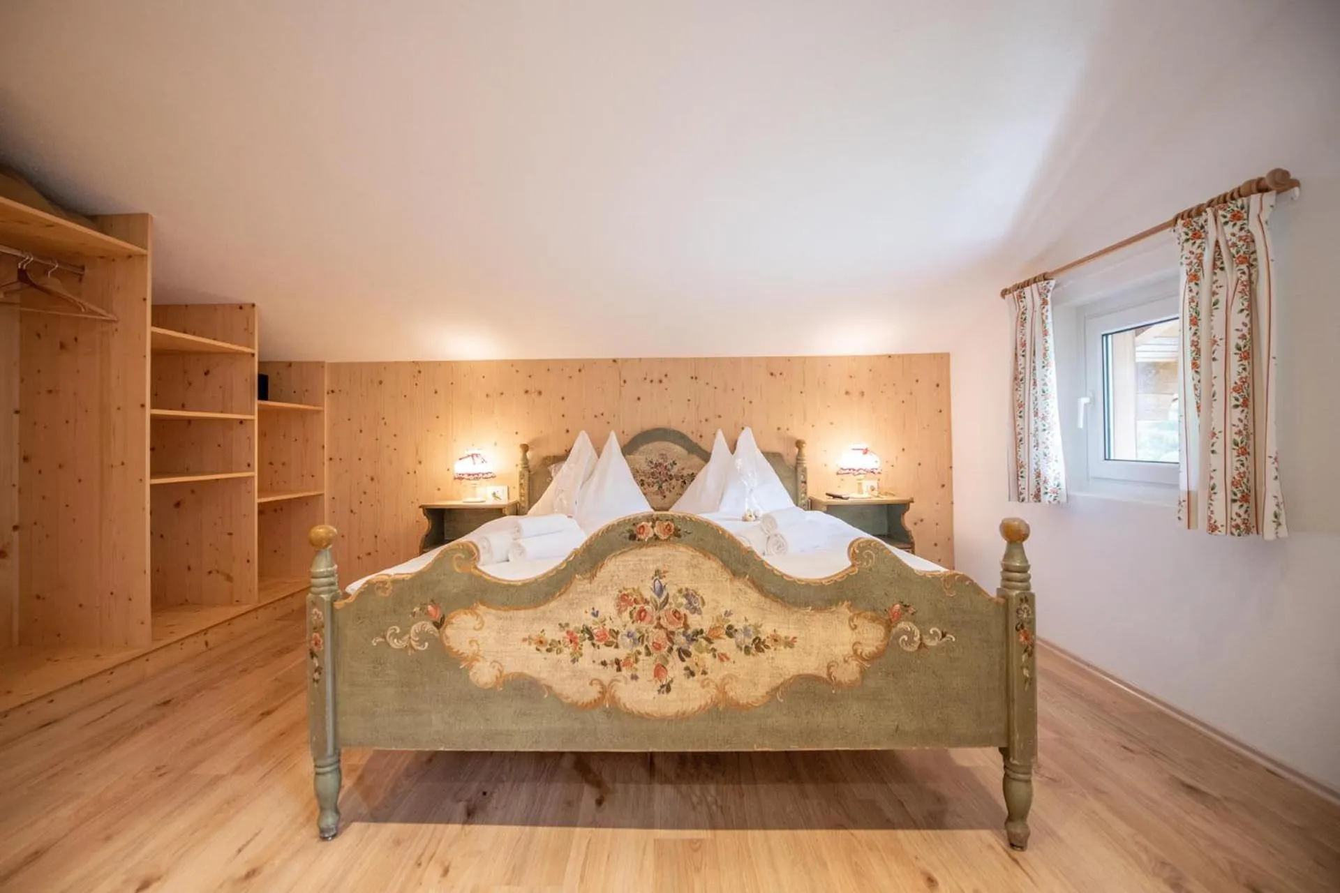 Bed in Hotel Lago della Creta