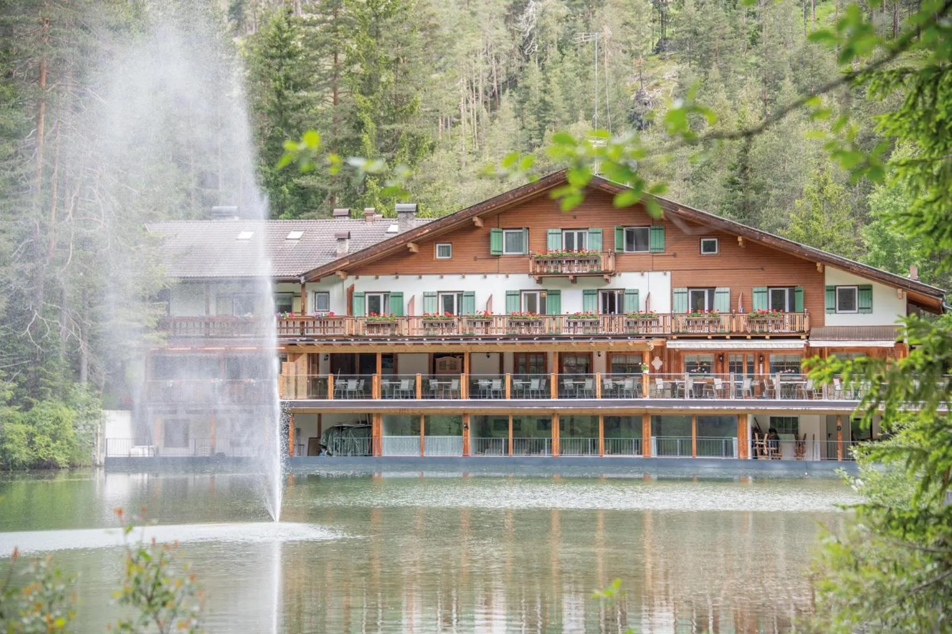 Property building in Hotel Lago della Creta