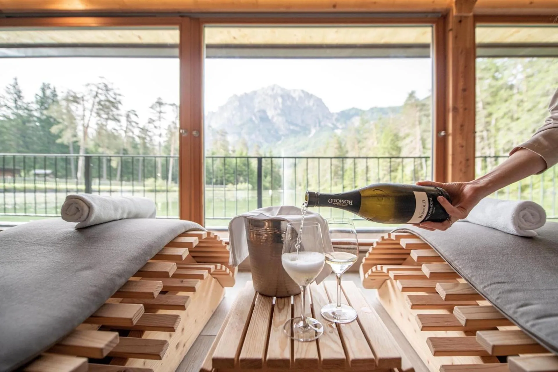 Lake view in Hotel Lago della Creta