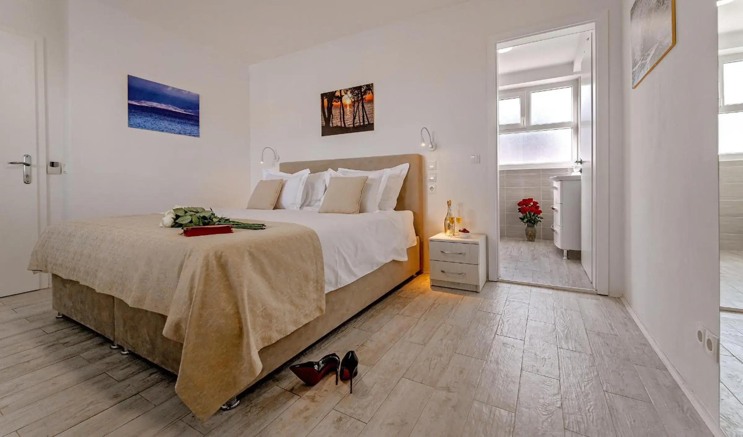 Superior Triple Room with Sea View in Villa Zvonko Superior Triple Room with Sea View in Villa Zvonko